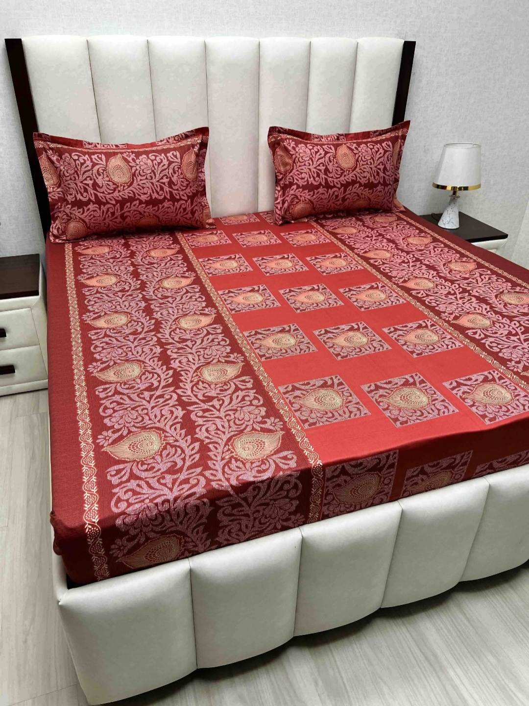 Pure Decor Velar Sib Red Floral Printed Pure Cotton 400 TC King Bedsheet Set 2.74 x 2.74m
Pure Decor Velar Sib Red Floral Printed Pure Cotton 400 TC King Bedsheet Set 2.74 x 2.74m