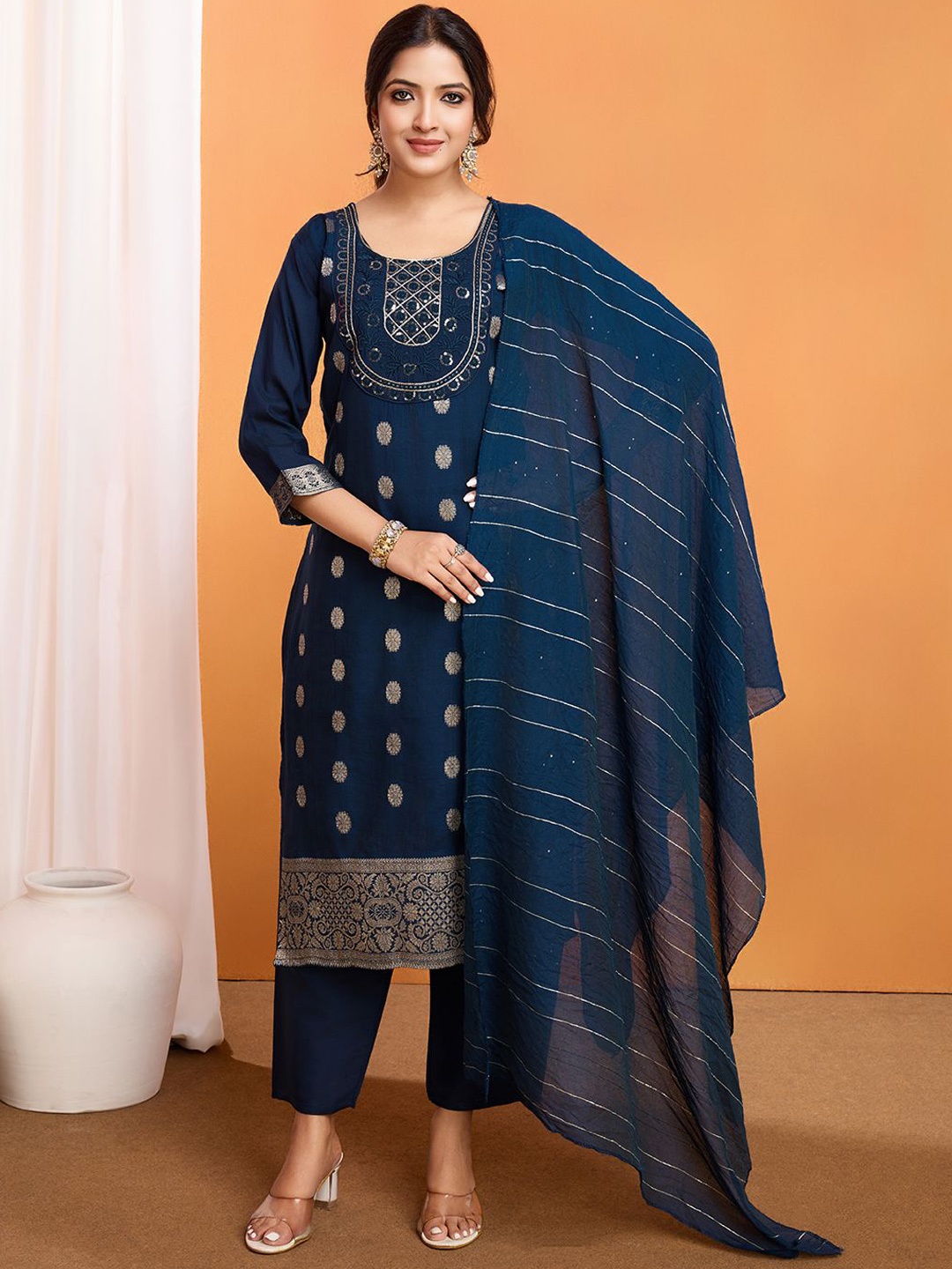 LeeliPeeri Designer Floral Embroidered Straight Dola Silk Kurta with Trousers And Dupatta, Blue
LeeliPeeri Designer Floral Embroidered Straight Dola Silk Kurta with Trousers And Dupatta, Blue