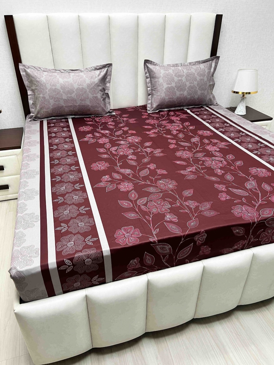 Pure Decor Velar Sib Maroon Floral Printed Cotton 350TC King Bedsheet Set 2.74 x 2.74m
Pure Decor Velar Sib Maroon Floral Printed Cotton 350TC King Bedsheet Set 2.74 x 2.74m