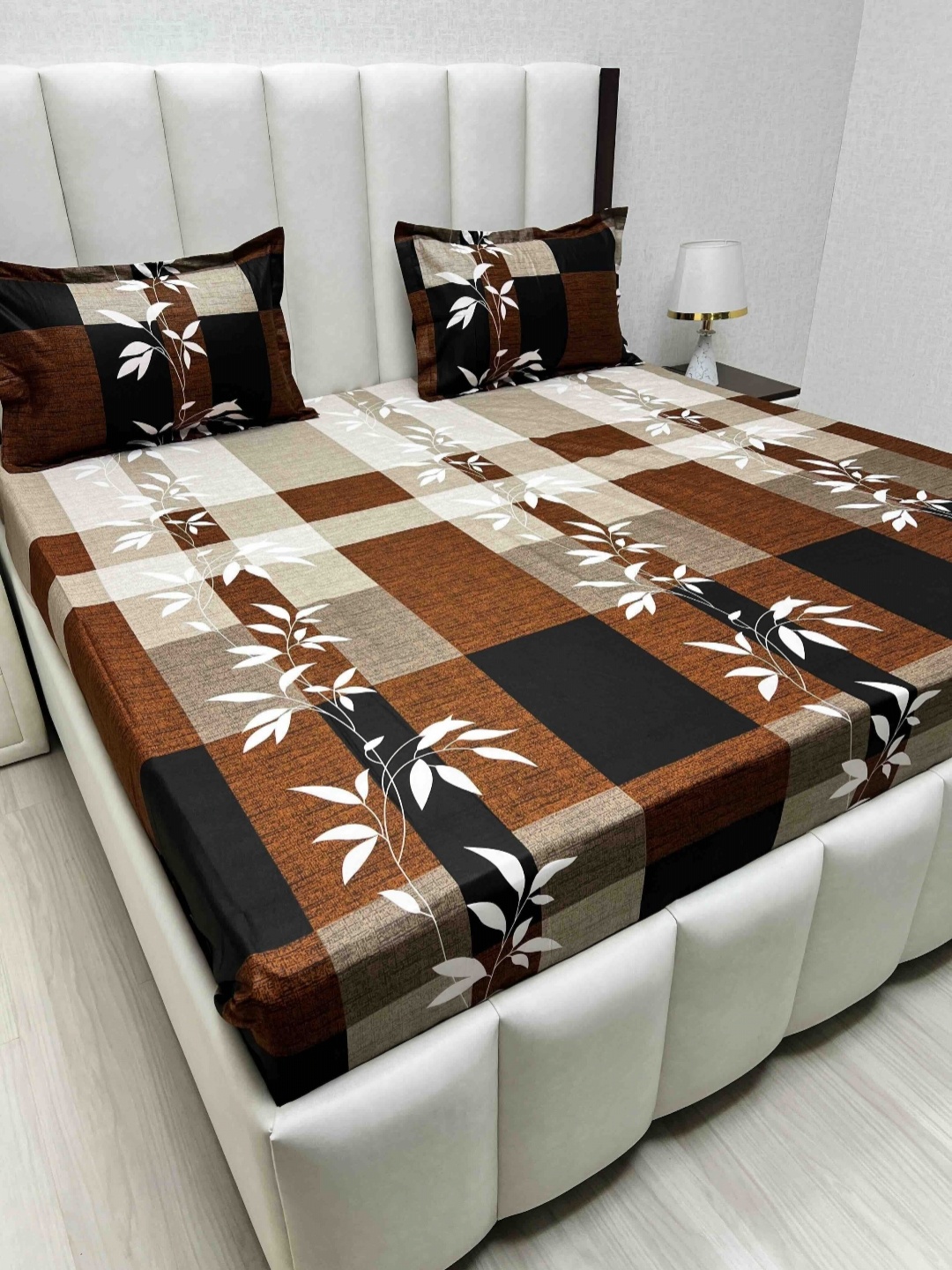 Pure Decor Velar Sib Brown Floral Printed Cotton 330 TC King Bedsheet Set 2.74 x 2.74 m
Pure Decor Velar Sib Brown Floral Printed Cotton 330 TC King Bedsheet Set 2.74 x 2.74 m