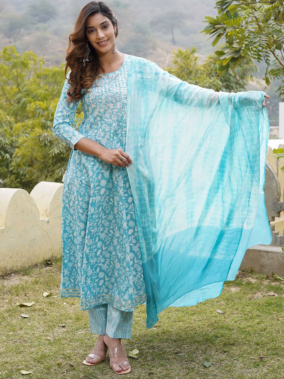 Jaitpuriya Floral Printed Mirror Work Pure Cotton Anarkali Kurta With Trousers And Dupatta, Blue
Jaitpuriya Floral Printed Mirror Work Pure Cotton Anarkali Kurta With Trousers And Dupatta, Blue