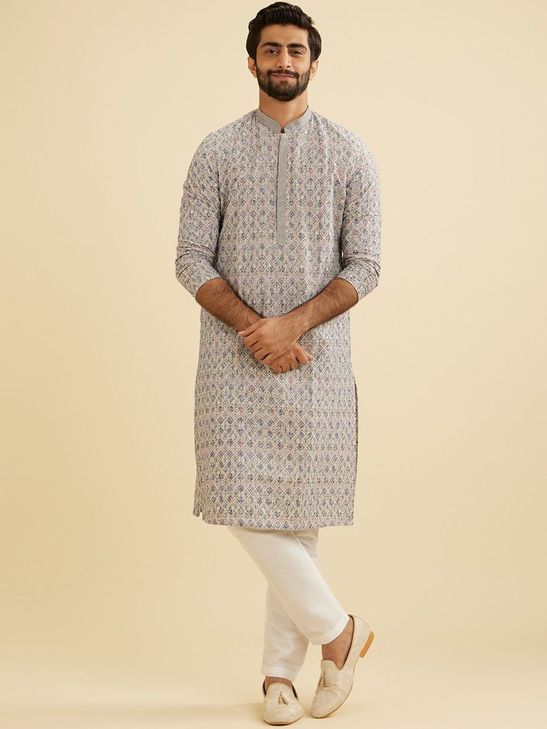 Manyavar Ethnic Motifs Printed Mandarin Collar Thread Work Straight Kurta With Trousers, Grey
Manyavar Ethnic Motifs Printed Mandarin Collar Thread Work Straight Kurta With Trousers, Grey