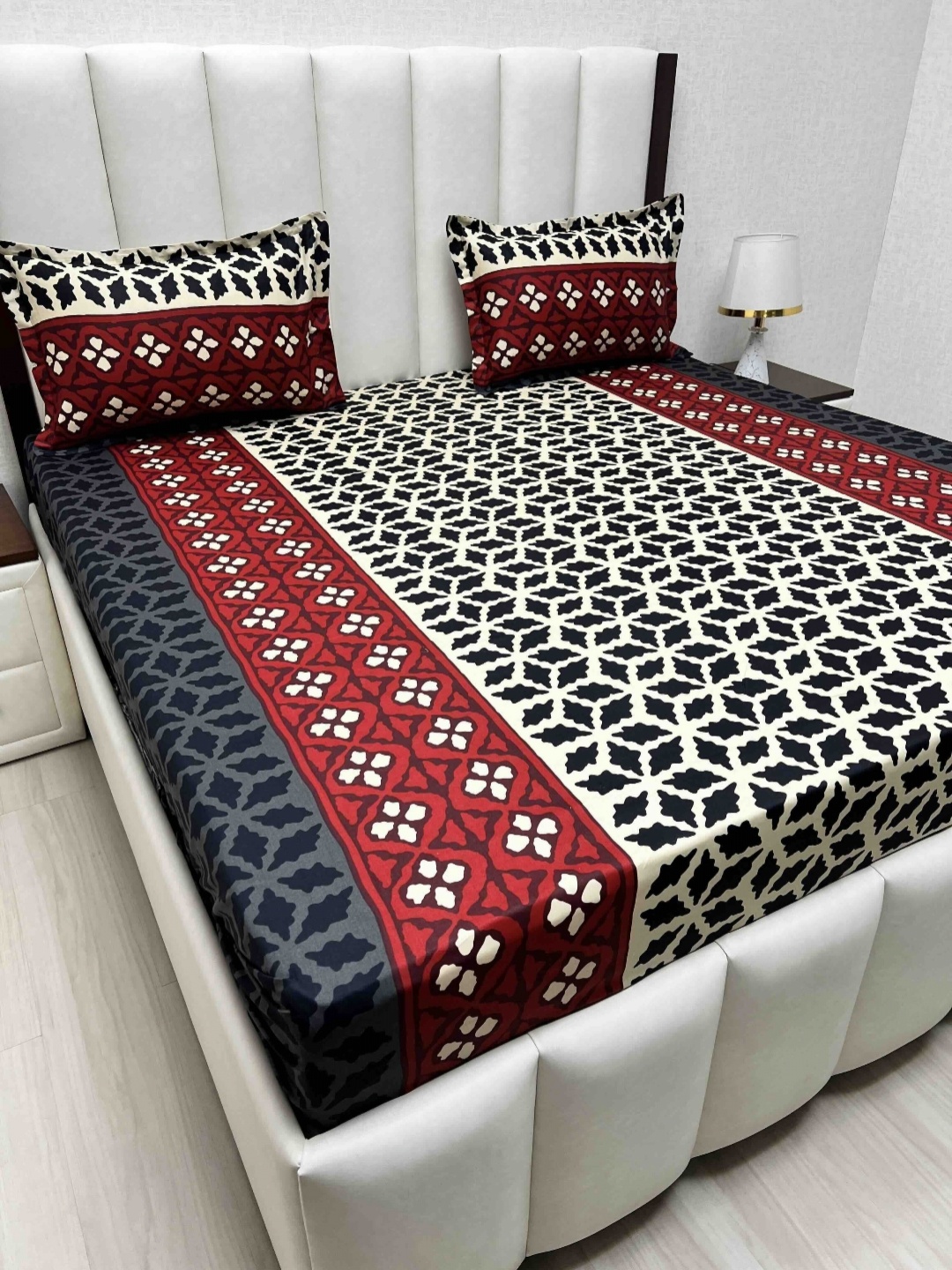 Pure Decor Velar Sib Red Geometric Printed Cotton 300 TC King Bedsheet Set 2.74 x 2.74 m
Pure Decor Velar Sib Red Geometric Printed Cotton 300 TC King Bedsheet Set 2.74 x 2.74 m