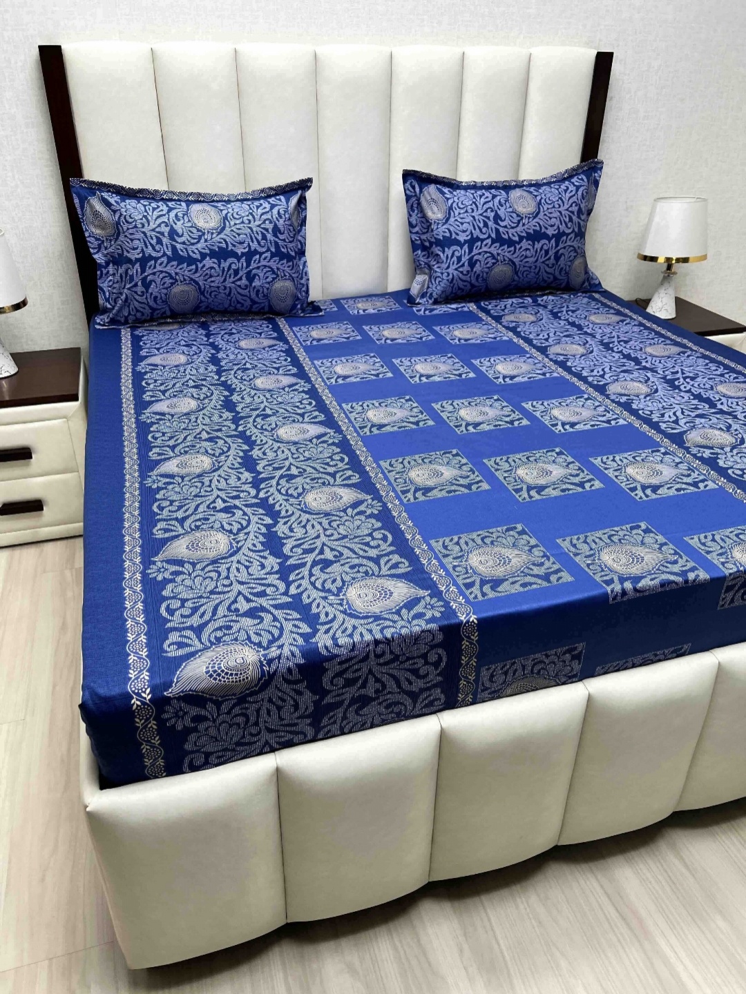 Pure Decor Velar Sib Blue & White Ethnic Pure Cotton 230 TC King Bedsheet Set-2.74mx2.74m
Pure Decor Velar Sib Blue & White Ethnic Pure Cotton 230 TC King Bedsheet Set-2.74mx2.74m
