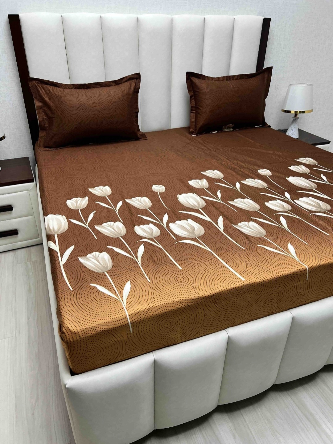 Pure Decor Velar Sib Brown & White Floral Pure Cotton 230TC King Bedsheet Set-2.74mx2.74m
Pure Decor Velar Sib Brown & White Floral Pure Cotton 230TC King Bedsheet Set-2.74mx2.74m