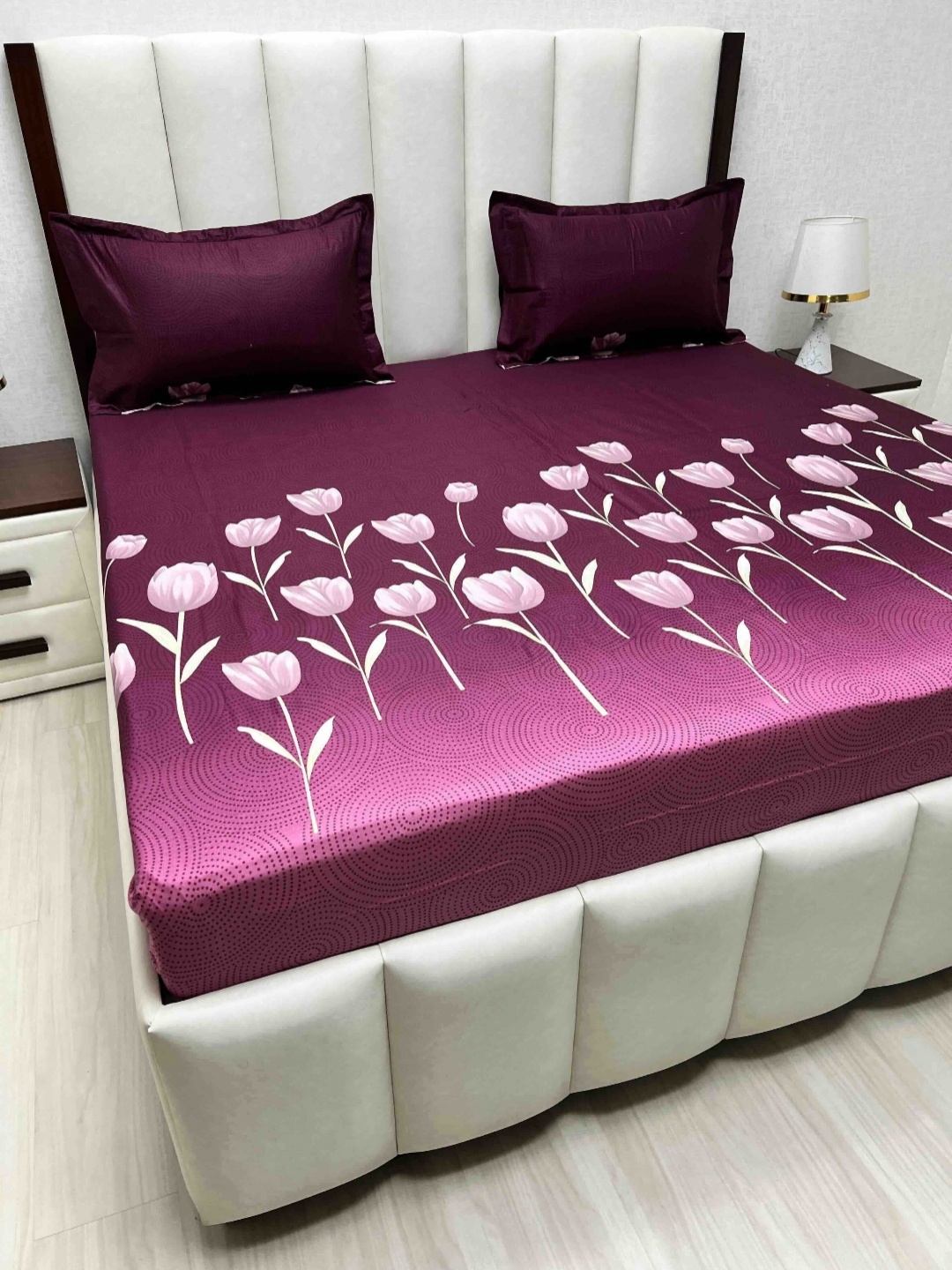 Pure Decor Velar Sib Purple & White Floral Cotton 220 TC King Bedsheet Set-2.74mx2.74m
Pure Decor Velar Sib Purple & White Floral Cotton 220 TC King Bedsheet Set-2.74mx2.74m