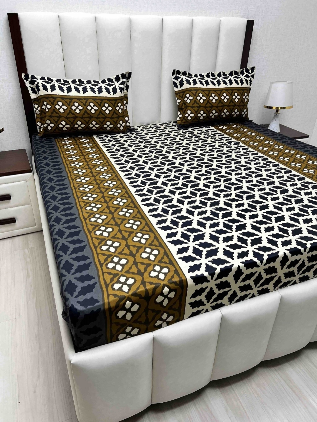 Pure Decor Velar Sib Brown & White Geometric Cotton 220 TC King Bedsheet Set-2.74mx2.74m
Pure Decor Velar Sib Brown & White Geometric Cotton 220 TC King Bedsheet Set-2.74mx2.74m