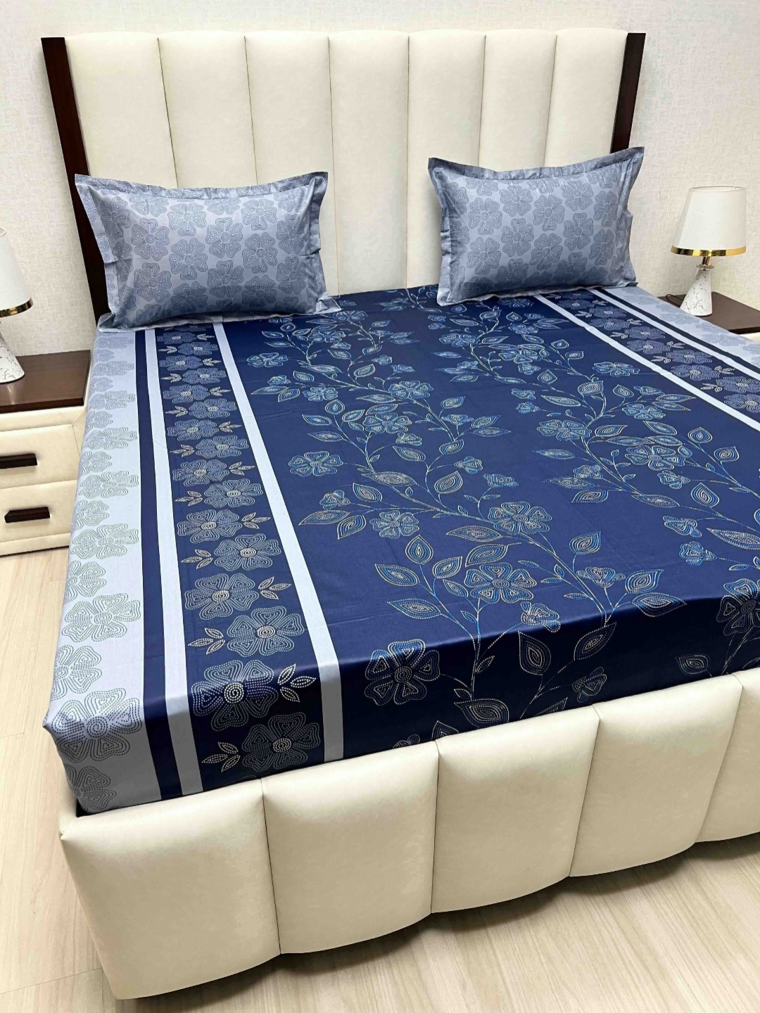 Pure Decor Velar Sib Blue & White Floral Pure Cotton 220 TC King Bedsheet Set-2.74mx2.74m
Pure Decor Velar Sib Blue & White Floral Pure Cotton 220 TC King Bedsheet Set-2.74mx2.74m