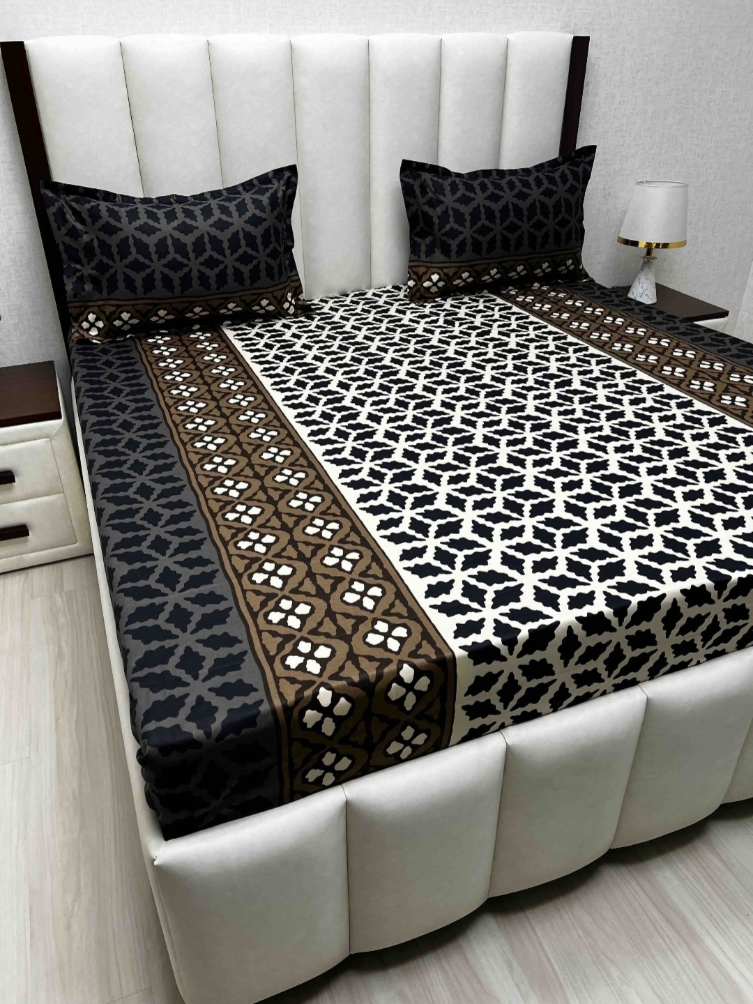 Pure Decor Passion Fur Brown & White Geometric Cotton 300TC Queen Bedsheet Set-2.28mx2.54m
Pure Decor Passion Fur Brown & White Geometric Cotton 300TC Queen Bedsheet Set-2.28mx2.54m