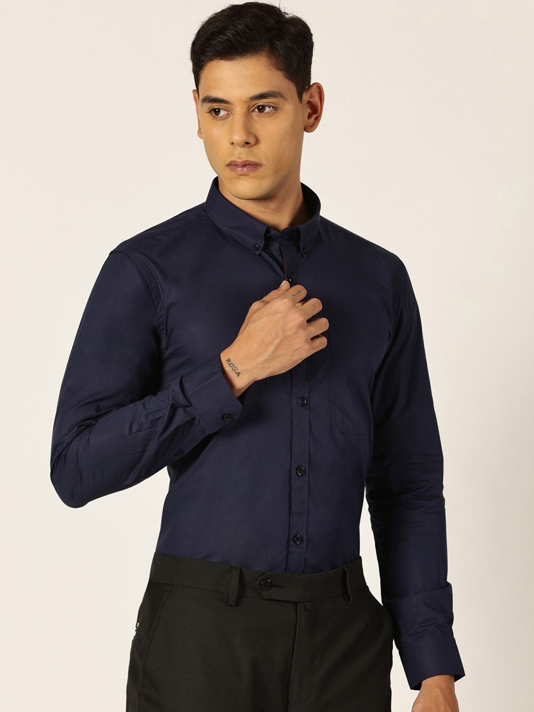 Thomas Scott Men Premium Slim Fit Button-Down Collar Solid Cotton Formal Shirt, Navy blue
Thomas Scott Men Premium Slim Fit Button-Down Collar Solid Cotton Formal Shirt, Navy blue