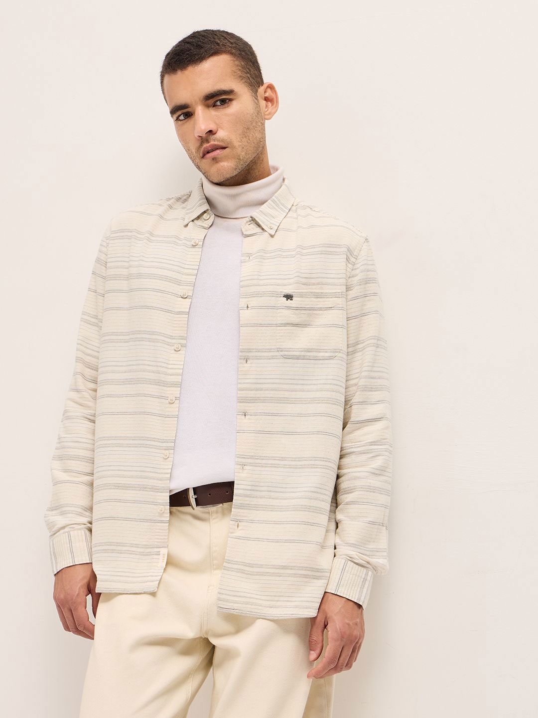 THE BEAR HOUSE Men Button-Down Collar Horizontal Striped Relaxed Fit Casual Shirt, Beige
THE BEAR HOUSE Men Button-Down Collar Horizontal Striped Relaxed Fit Casual Shirt, Beige
