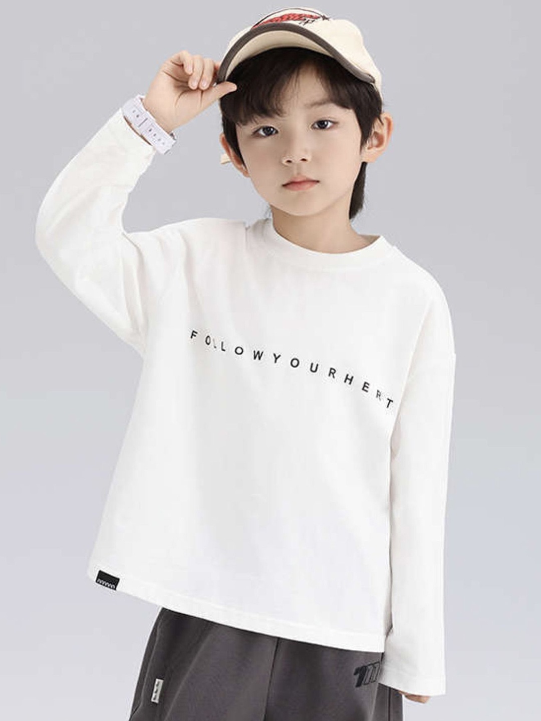 LULU & SKY Boys Typography Printed Round Neck Cotton Relaxed Fit T-shirt, Off white
LULU & SKY Boys Typography Printed Round Neck Cotton Relaxed Fit T-shirt, Off white