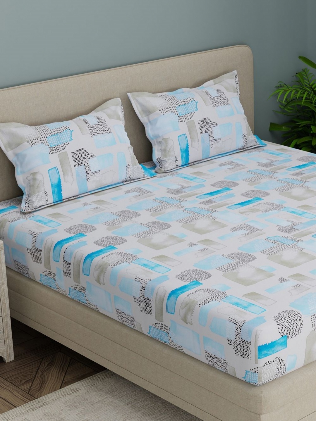 Huesland Beige & White Geometric Printed 144 TC Cotton King Bedsheet Set 2.74 m x 2.74 m
Huesland Beige & White Geometric Printed 144 TC Cotton King Bedsheet Set 2.74 m x 2.74 m