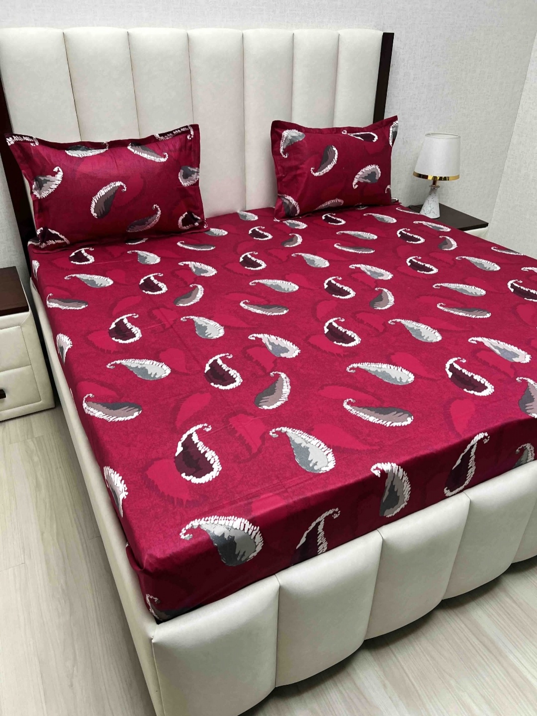 Pure Decor Passion Fur Pink & Grey Ethnic Cotton 260 TC Queen Bedsheet Set-2.28mx2.54m
Pure Decor Passion Fur Pink & Grey Ethnic Cotton 260 TC Queen Bedsheet Set-2.28mx2.54m