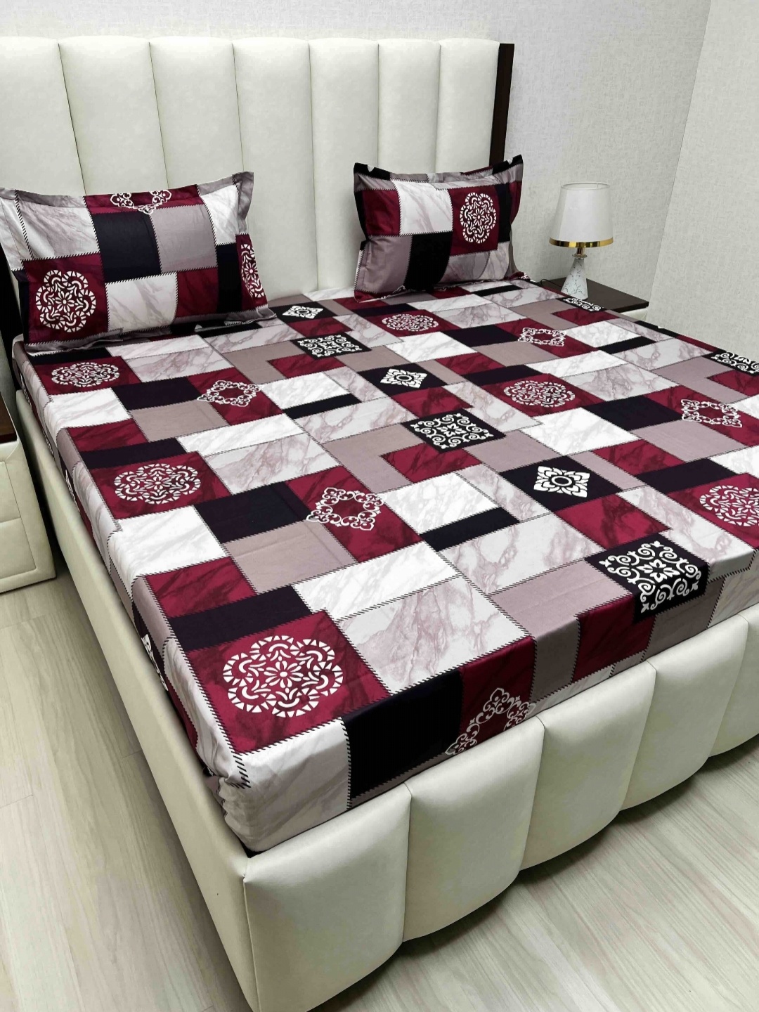 Pure Decor Passion Fur White & Black Ethnic Cotton 260 TC Queen Bedsheet Set-2.28mx2.54m
Pure Decor Passion Fur White & Black Ethnic Cotton 260 TC Queen Bedsheet Set-2.28mx2.54m