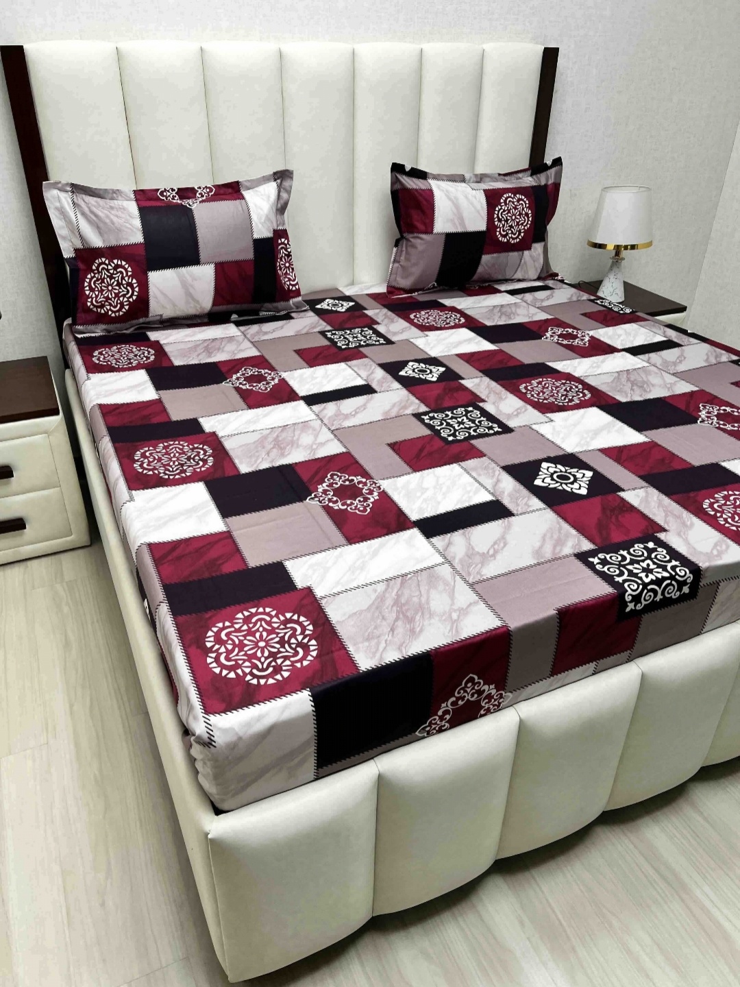 Pure Decor Passion Fur White & Purple Ethnic Cotton 250 TC Queen Bedsheet Set-2.28mx2.54m
Pure Decor Passion Fur White & Purple Ethnic Cotton 250 TC Queen Bedsheet Set-2.28mx2.54m