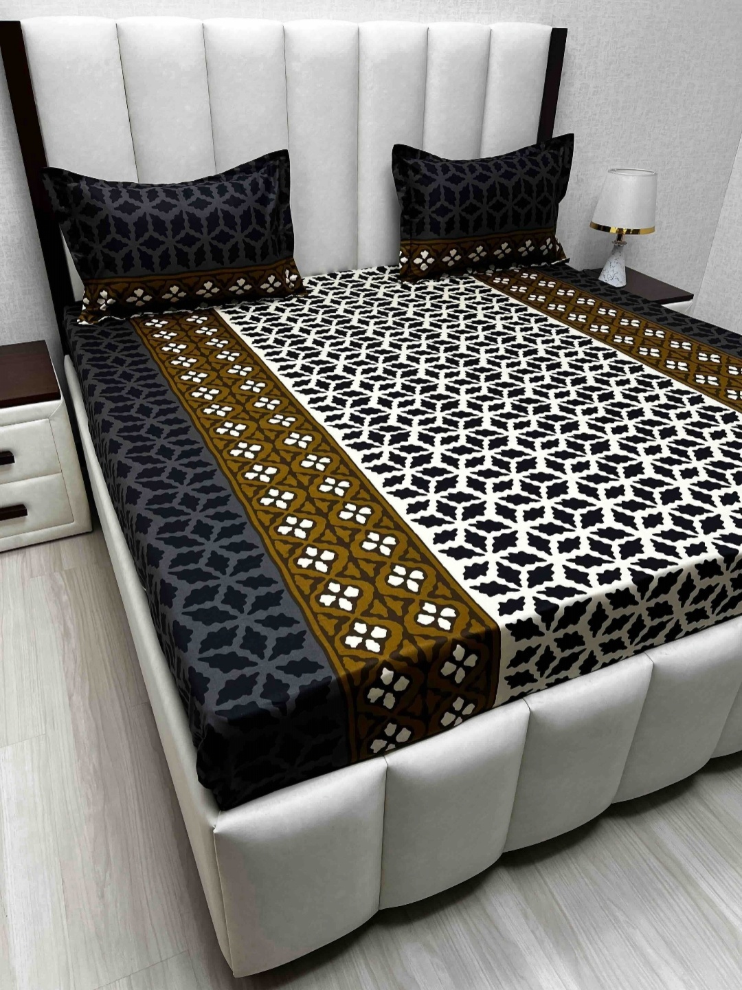 Pure Decor Passion Fur Brown & White Abstract Cotton 250 TC Queen Bedsheet Set-2.28mx2.54m
Pure Decor Passion Fur Brown & White Abstract Cotton 250 TC Queen Bedsheet Set-2.28mx2.54m