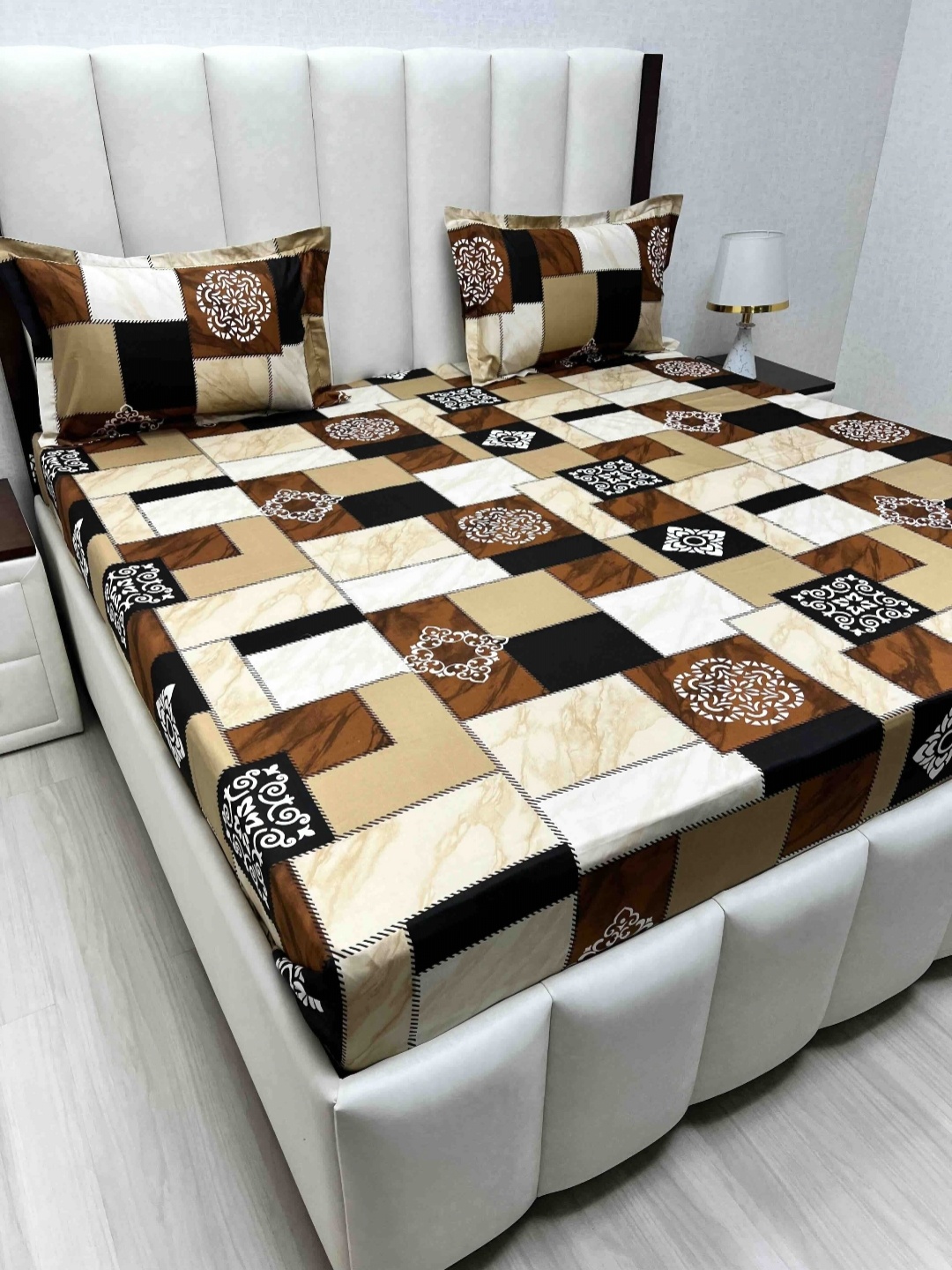 Pure Decor Passion Fur Brown & White Ethnic Cotton 230 TC Queen Bedsheet Set-2.28mx2.54m
Pure Decor Passion Fur Brown & White Ethnic Cotton 230 TC Queen Bedsheet Set-2.28mx2.54m