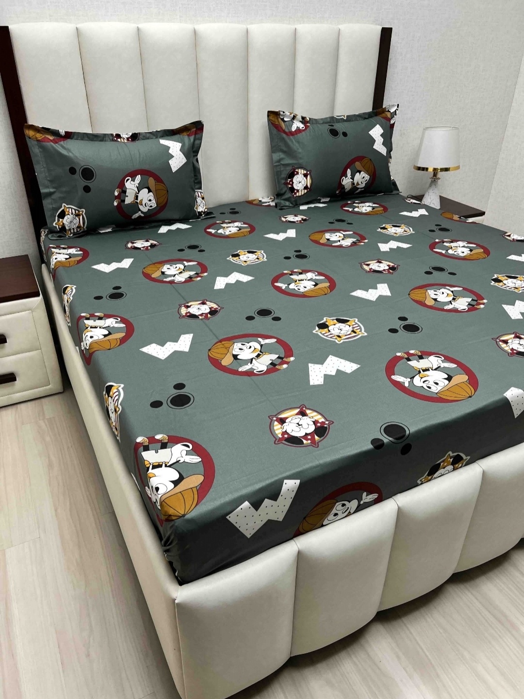 Pure Decor Green Cartoon Characters Pure Cotton 220 TC Queen Bedsheet Set 2.28 m x 2.54 m
Pure Decor Green Cartoon Characters Pure Cotton 220 TC Queen Bedsheet Set 2.28 m x 2.54 m