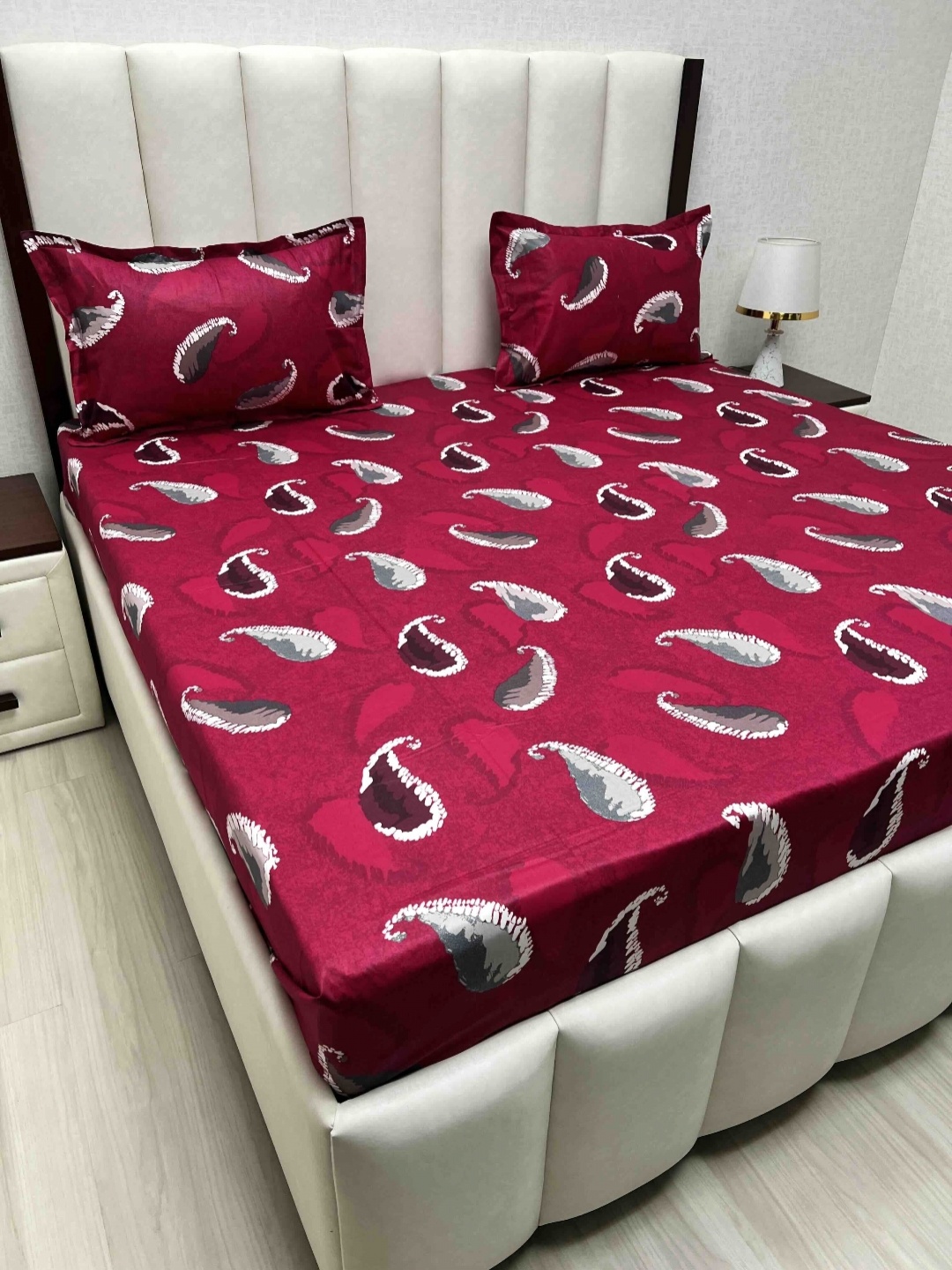 Pure Decor Pink Ethnic Motifs Pure Cotton 220 TC Queen Bedsheet Set 2.28 m x 2.54 m
Pure Decor Pink Ethnic Motifs Pure Cotton 220 TC Queen Bedsheet Set 2.28 m x 2.54 m