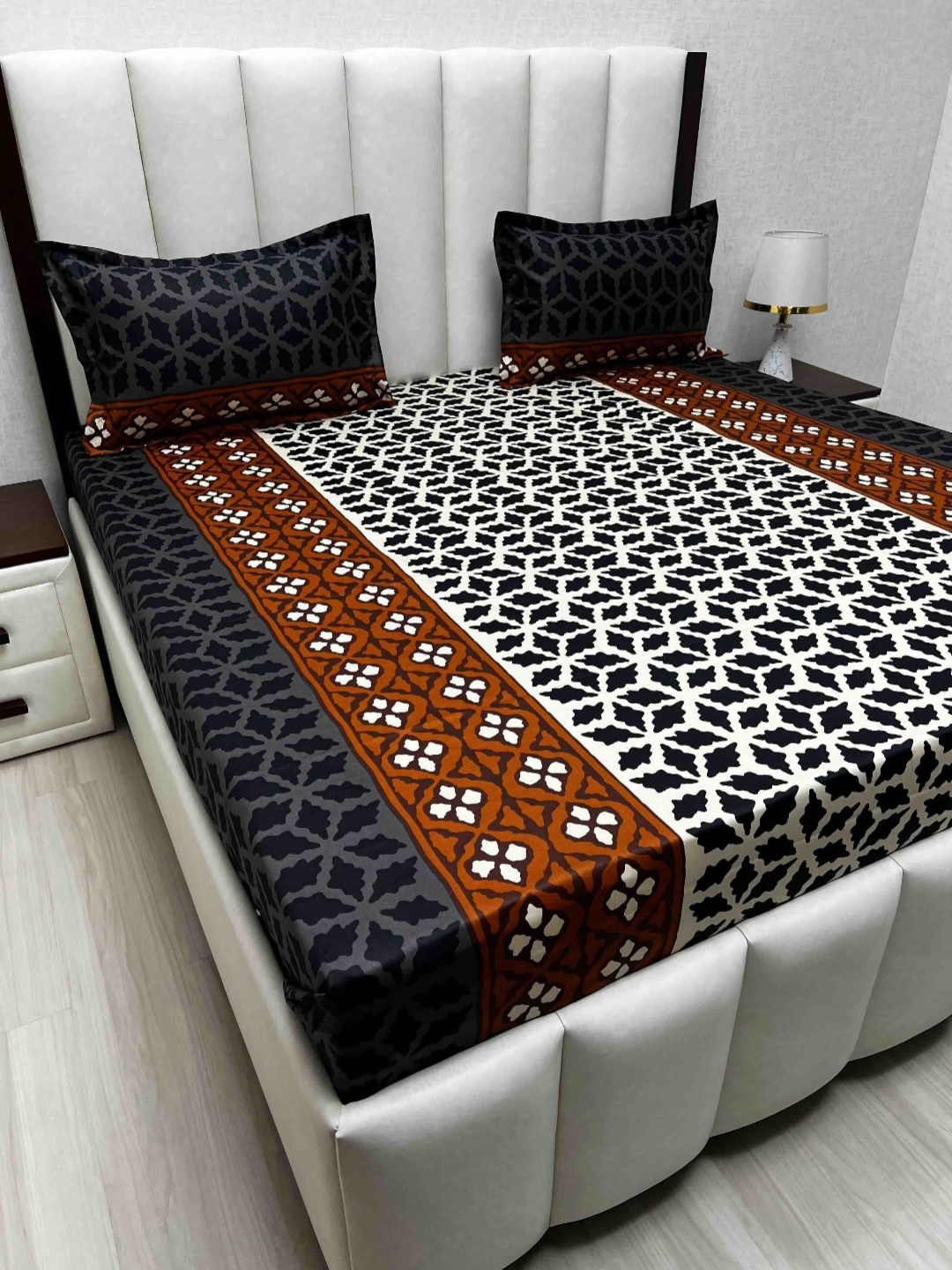 Pure Decor Brown & White Geometric Pure Cotton 220 TC Queen Bedsheet Set 2.28 m x 2.54 m
Pure Decor Brown & White Geometric Pure Cotton 220 TC Queen Bedsheet Set 2.28 m x 2.54 m