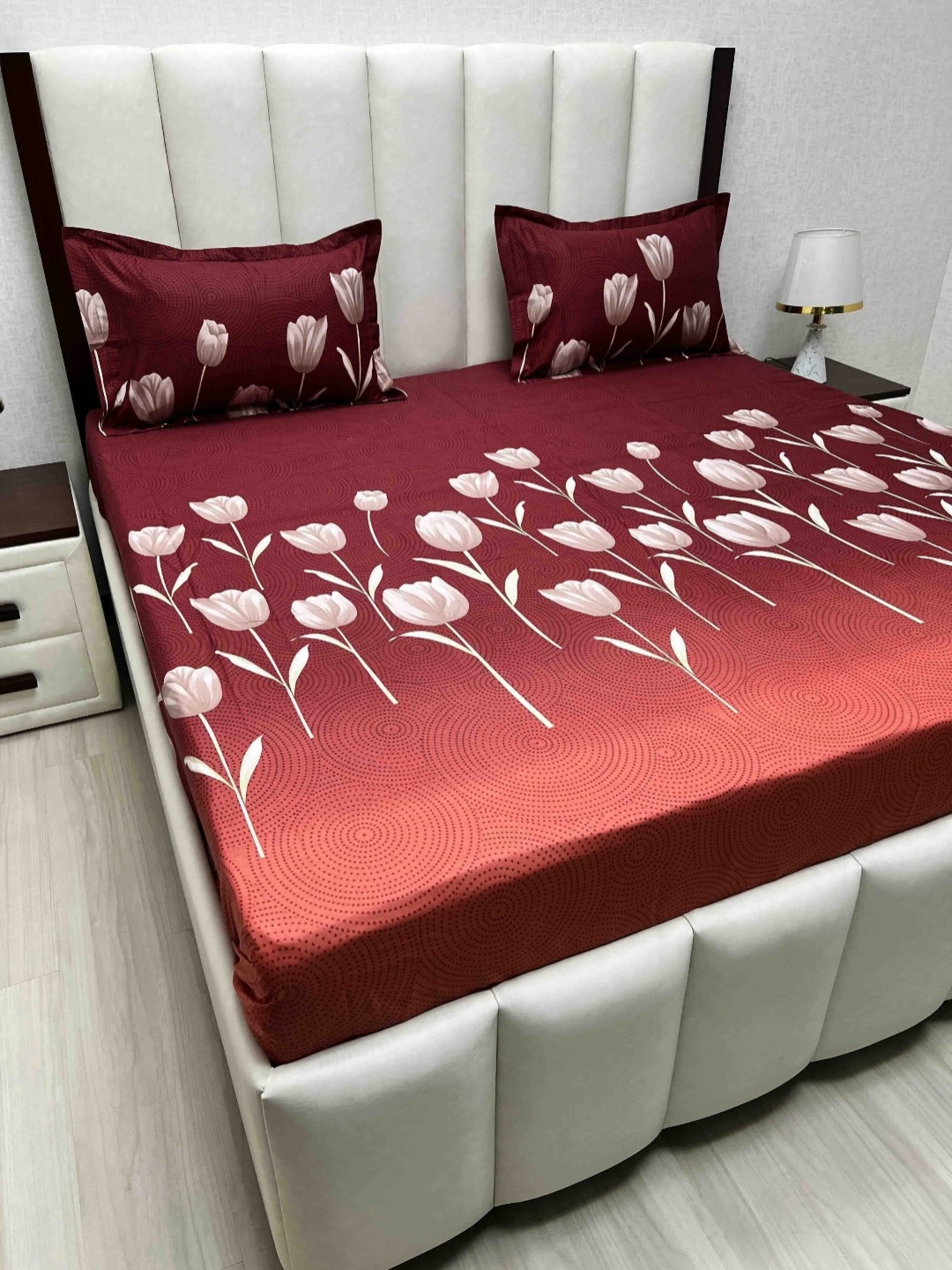 Pure Decor Maroon & White Floral Pure Cotton 200 TC Queen Bedsheet Set 2.28 m x 2.54 m
Pure Decor Maroon & White Floral Pure Cotton 200 TC Queen Bedsheet Set 2.28 m x 2.54 m