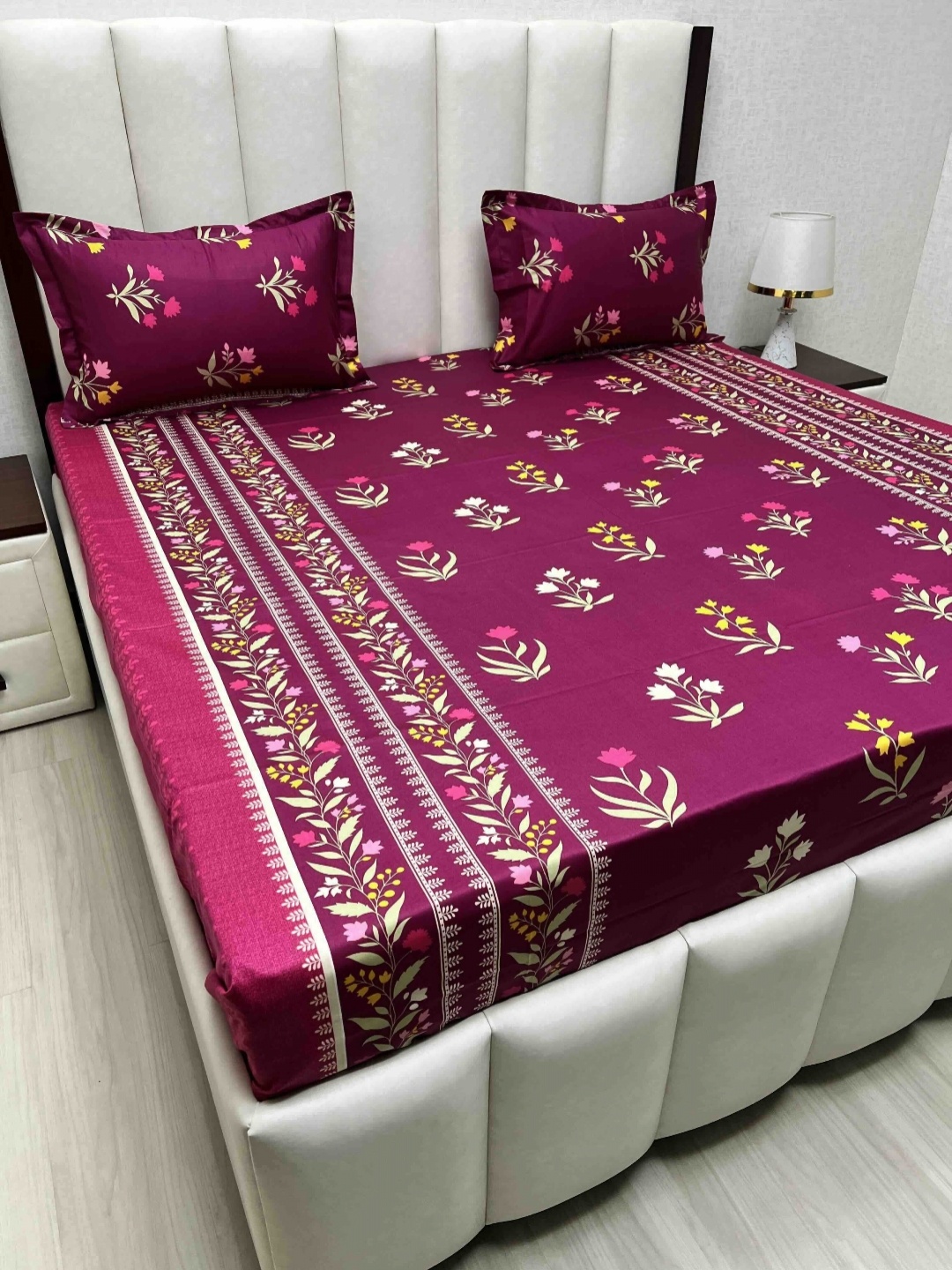 Pure Decor Purple & White Floral Pure Cotton 350 TC Queen Bedsheet Set 2.28 m x 2.54 m
Pure Decor Purple & White Floral Pure Cotton 350 TC Queen Bedsheet Set 2.28 m x 2.54 m