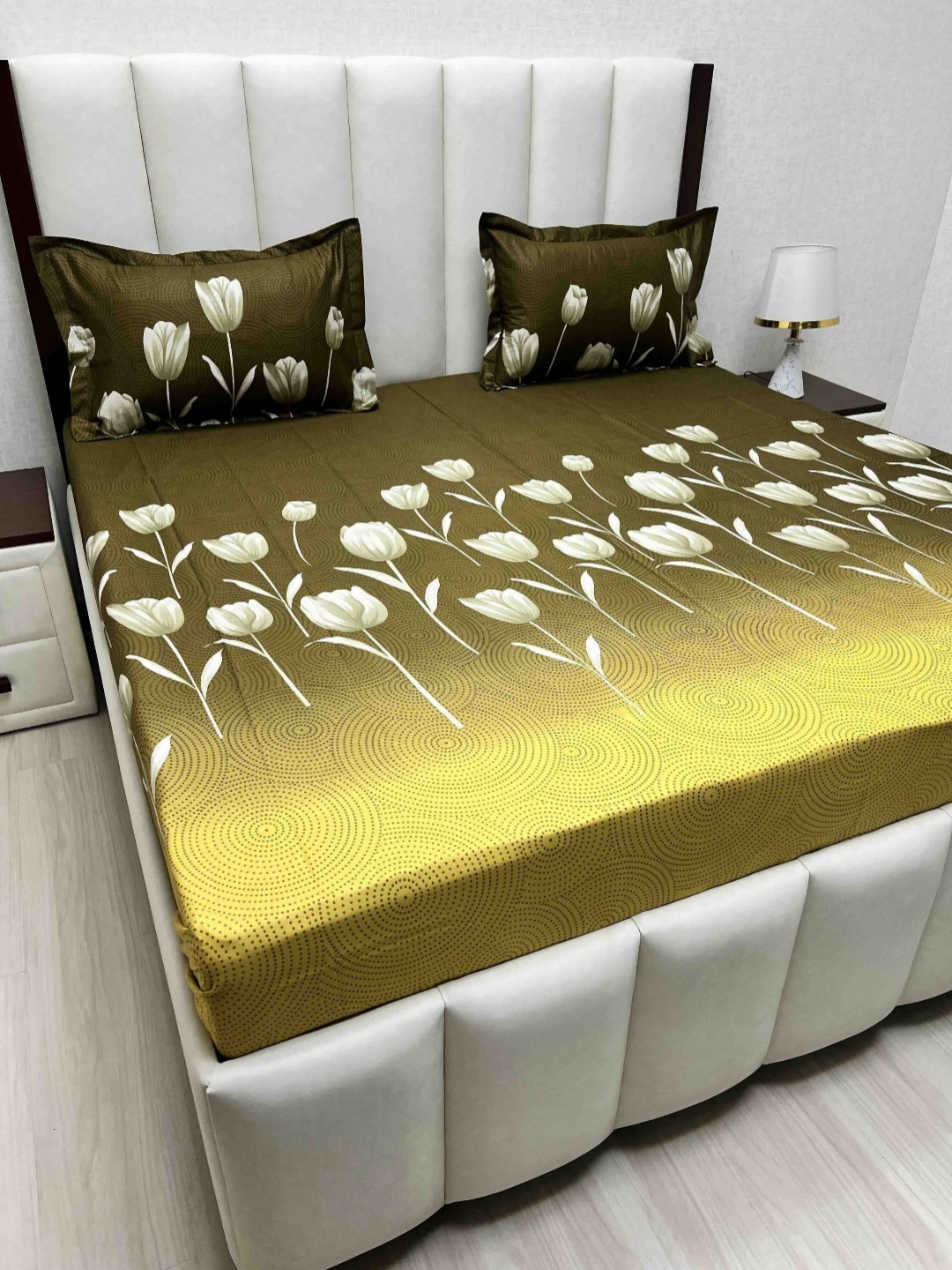 Pure Decor Green & White Floral Pure Cotton 350 TC Queen Bedsheet Set 2.28 m x 2.54 m
Pure Decor Green & White Floral Pure Cotton 350 TC Queen Bedsheet Set 2.28 m x 2.54 m