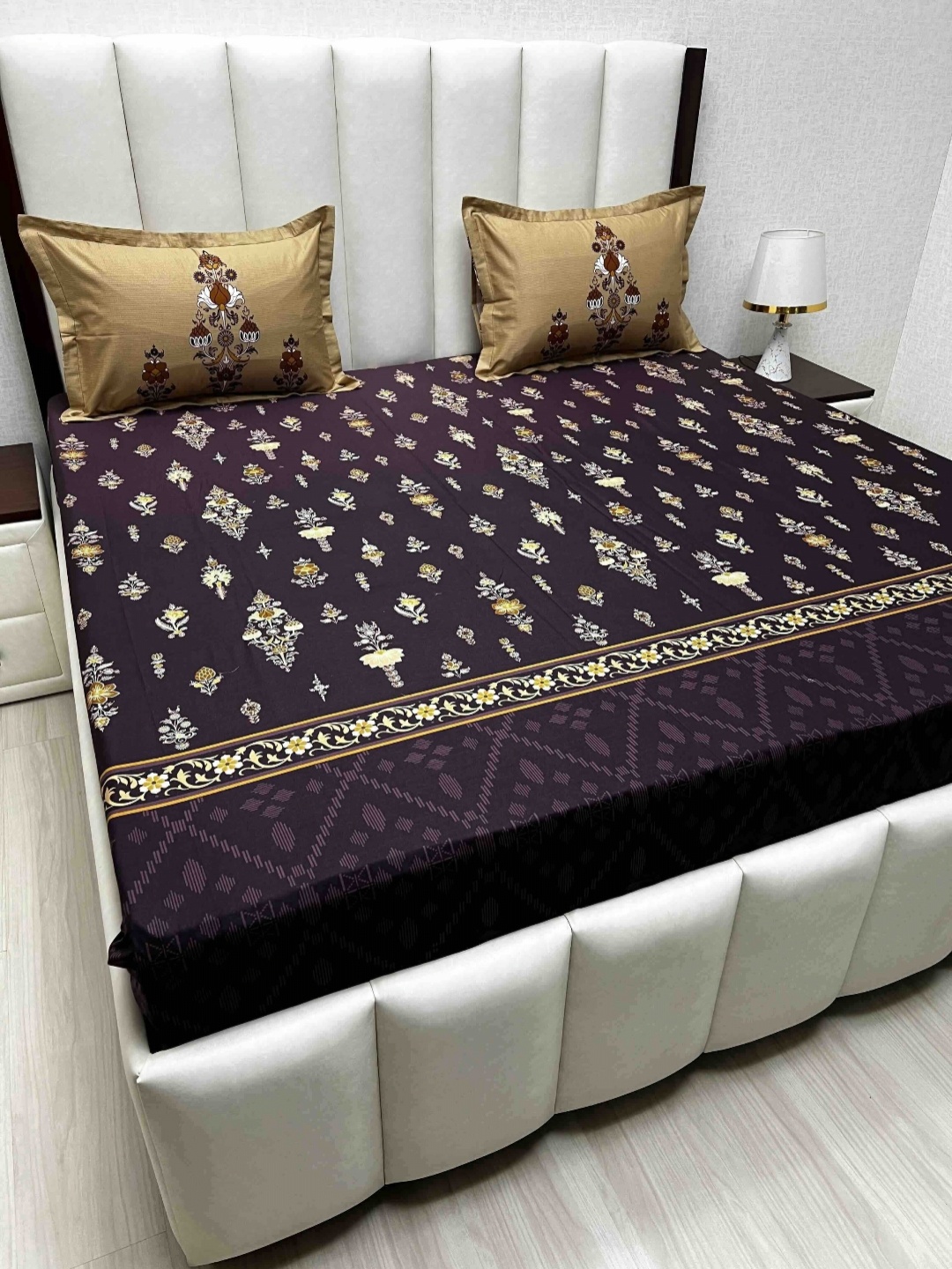 Pure Decor Royal Lifestyle Floral 400 TC Pure Cotton King Bedsheet Set-2.74 m x 2.74 m, Purple
Pure Decor Royal Lifestyle Floral 400 TC Pure Cotton King Bedsheet Set-2.74 m x 2.74 m, Purple