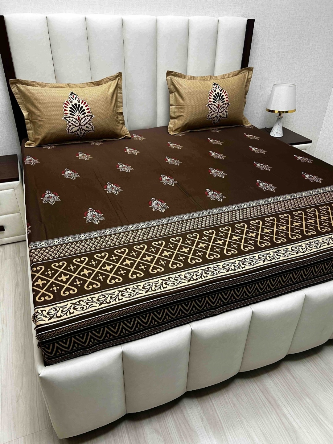 Pure Decor Royal Lifestyle 380 TC Pure Cotton King Bedsheet Set-2.74 m x 2.74 m, Brown
Pure Decor Royal Lifestyle 380 TC Pure Cotton King Bedsheet Set-2.74 m x 2.74 m, Brown