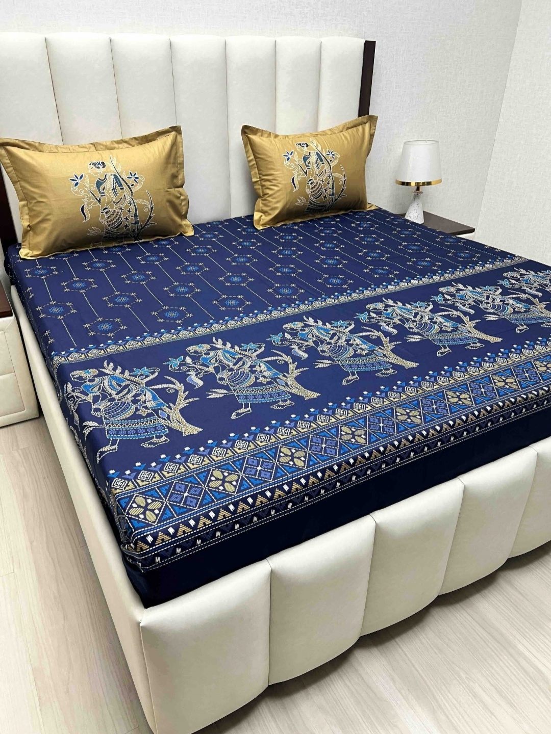 Pure Decor Royal Lifestyle 300 TC Pure Cotton King Bedsheet Set-2.74 m x 2.74 m, Blue
Pure Decor Royal Lifestyle 300 TC Pure Cotton King Bedsheet Set-2.74 m x 2.74 m, Blue