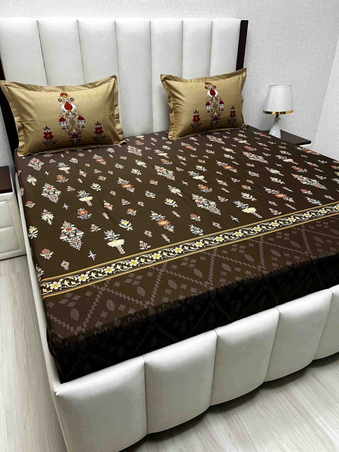 Pure Decor Royal Lifestyle Floral 300 TC Pure Cotton King Bedsheet Set-2.74 m x 2.74 m, Brown
Pure Decor Royal Lifestyle Floral 300 TC Pure Cotton King Bedsheet Set-2.74 m x 2.74 m, Brown
