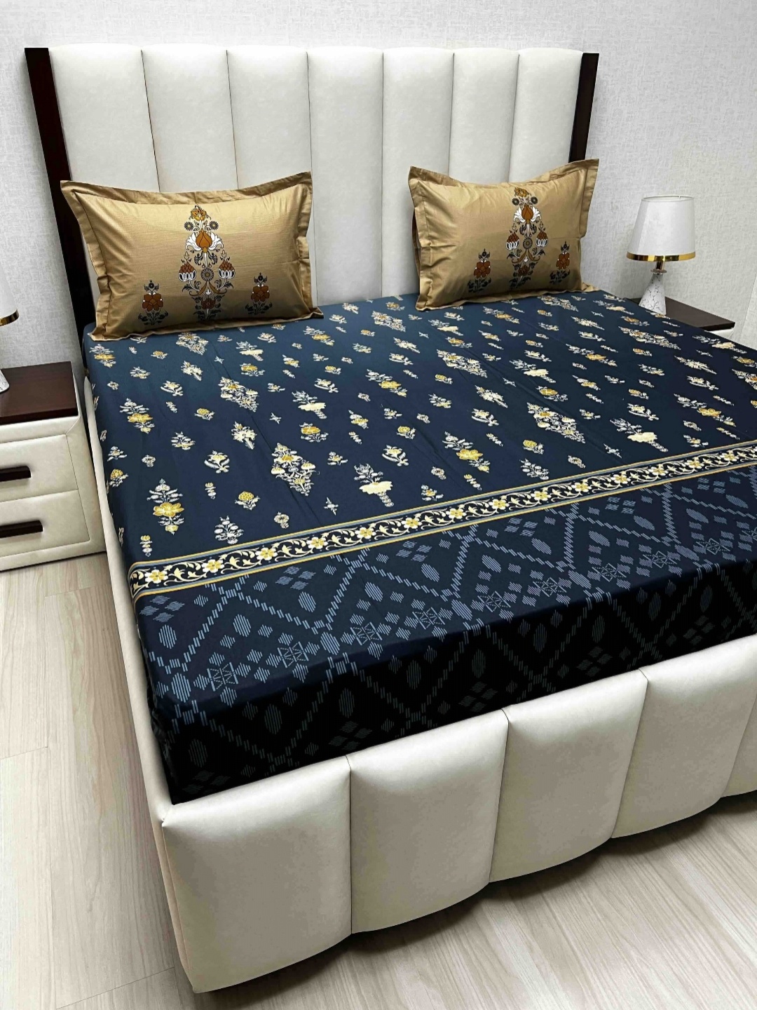 Pure Decor Blue & White Floral Printed 230 TC Cotton King Bedsheet Set 2.74 m x 2.74 m
Pure Decor Blue & White Floral Printed 230 TC Cotton King Bedsheet Set 2.74 m x 2.74 m