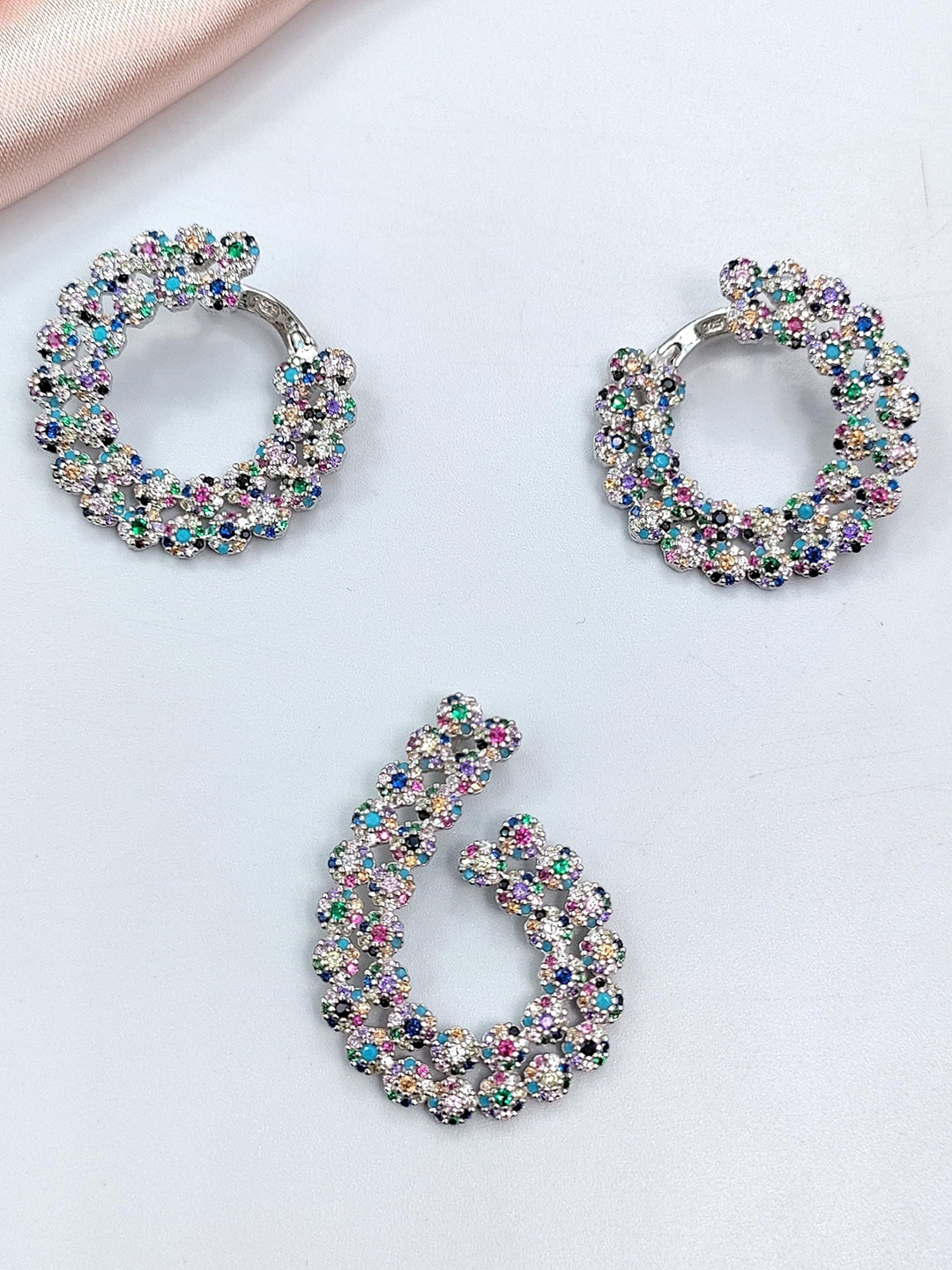AMONROO 925 Sterling Silver Rhodium-Plated CZ Studded Round Shape Pendant and Earrings
AMONROO 925 Sterling Silver Rhodium-Plated CZ Studded Round Shape Pendant and Earrings