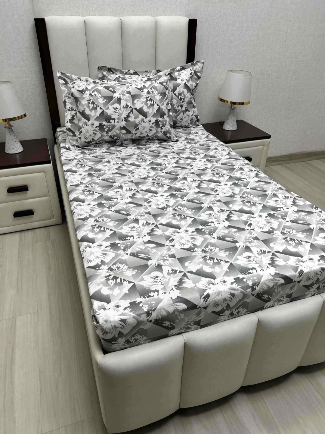 Pure Decor Cotton Single Bed Size Bedsheet With 2 Pillow Covers 1.73m X 2.36m, Grey
Pure Decor Cotton Single Bed Size Bedsheet With 2 Pillow Covers 1.73m X 2.36m, Grey