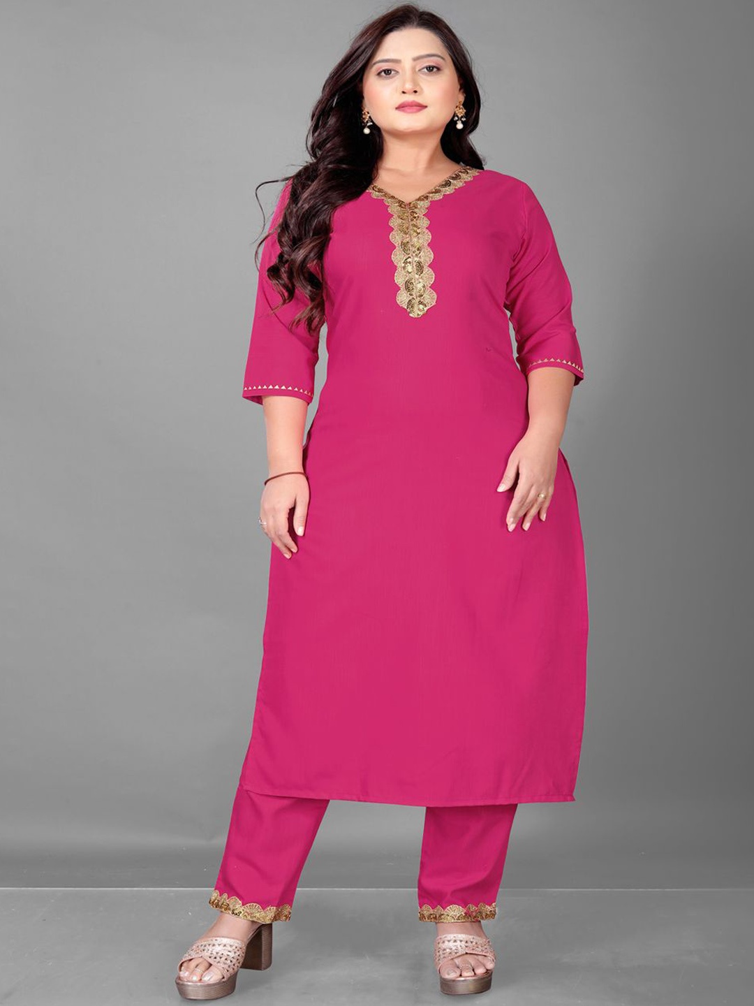 Lerkiza Geometric Yoke Design V-Neck Sequinned & Gotta Patti Straight Kurta With Palazzo, Pink
Lerkiza Geometric Yoke Design V-Neck Sequinned & Gotta Patti Straight Kurta With Palazzo, Pink