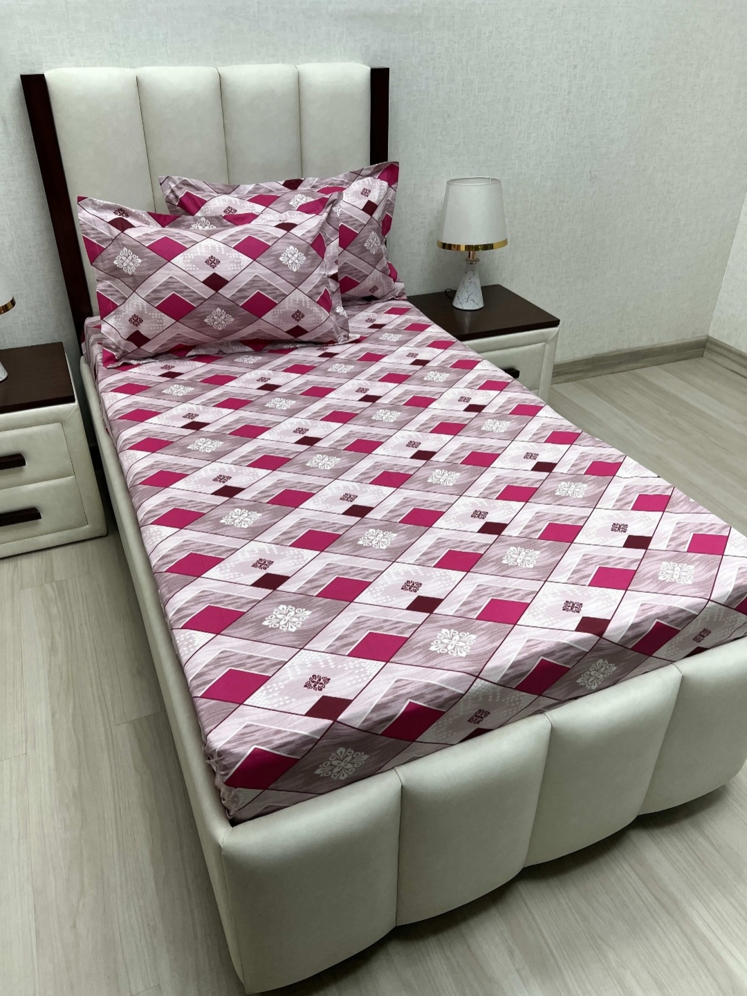 Pure Decor Cotton Single Bed Size Bedsheet With 2 Pillow Covers 1.73m X 2.36m, White
Pure Decor Cotton Single Bed Size Bedsheet With 2 Pillow Covers 1.73m X 2.36m, White