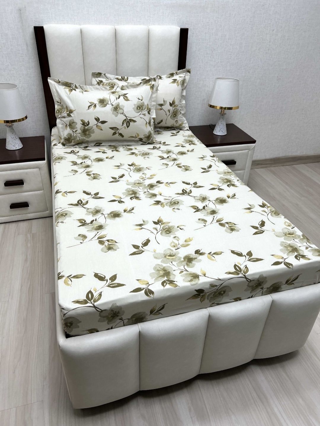 Pure Decor Cotton Single Bed Size Bedsheet With 2 Pillow Covers 1.73m X 2.36m, White
Pure Decor Cotton Single Bed Size Bedsheet With 2 Pillow Covers 1.73m X 2.36m, White