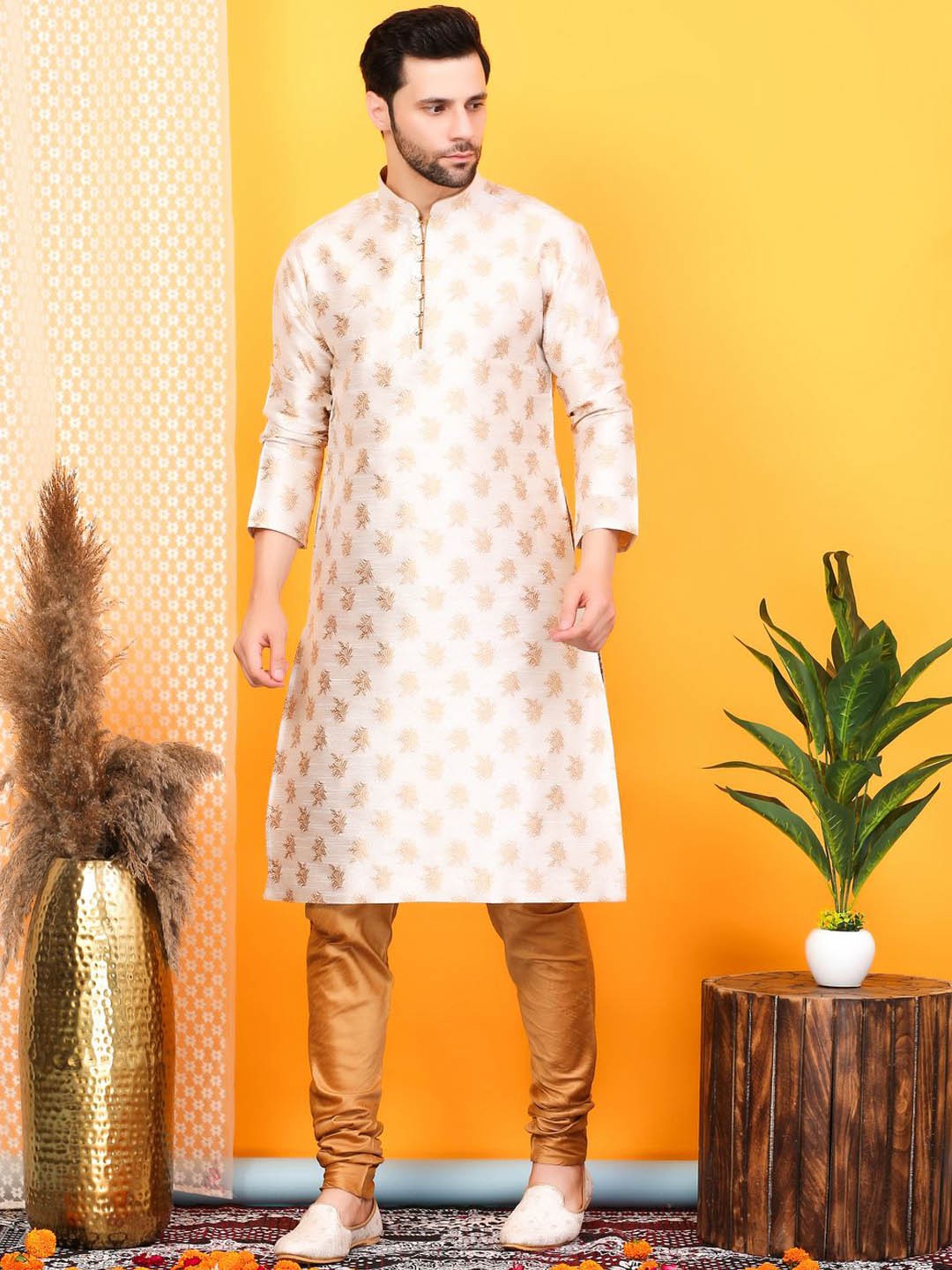 Larwa Floral Woven Design Mandarin Collar Jacquard Straight Kurta With Churidar, Cream
Larwa Floral Woven Design Mandarin Collar Jacquard Straight Kurta With Churidar, Cream