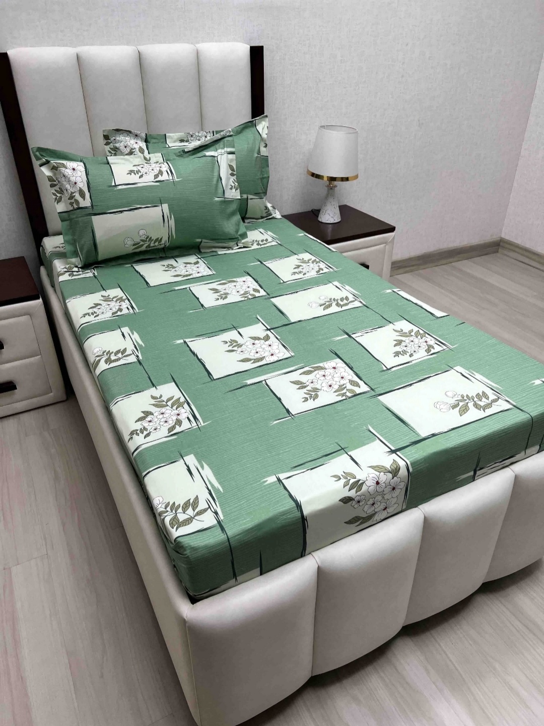 Pure Decor Cotton Single Size Bedsheet With 2 Pillow Covers 1.73m X 2.36m, Green
Pure Decor Cotton Single Size Bedsheet With 2 Pillow Covers 1.73m X 2.36m, Green