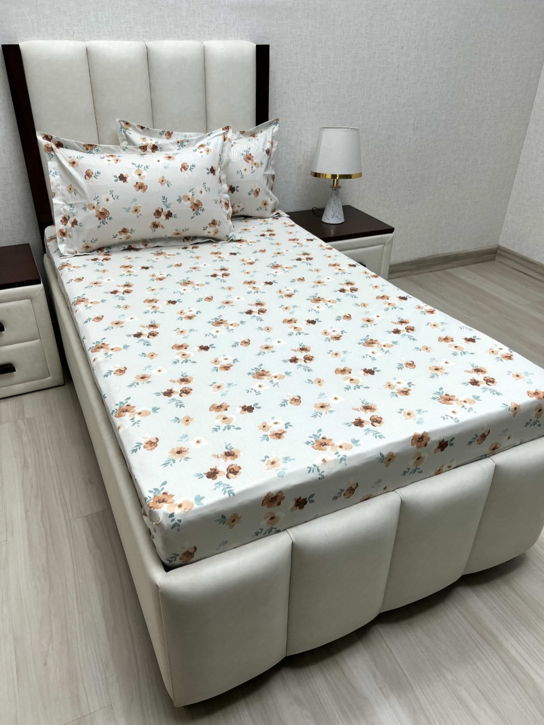 Pure Decor Cotton Single Bed Size Bedsheet With 2 Pillow Covers 1.73m X 2.36m, White
Pure Decor Cotton Single Bed Size Bedsheet With 2 Pillow Covers 1.73m X 2.36m, White