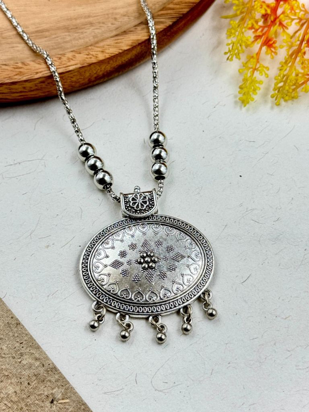 NAMAN ARTS Silver-Plated Oxidised & Beaded Necklace
NAMAN ARTS Silver-Plated Oxidised & Beaded Necklace