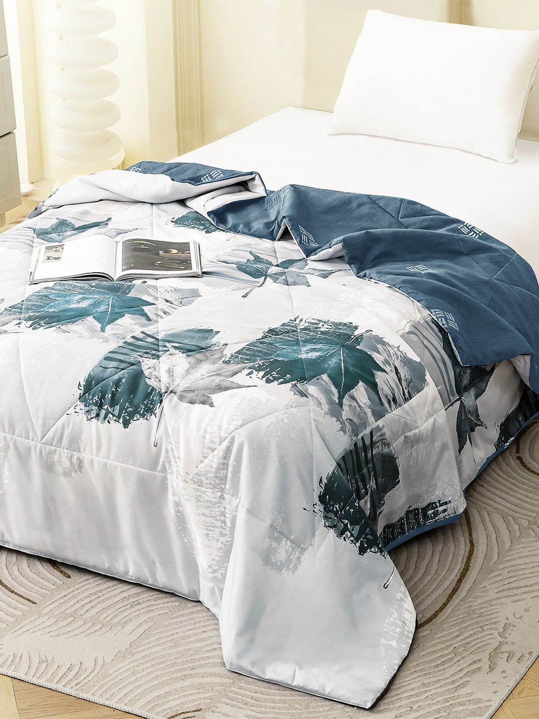 Story@home White Printed Microfiber Mild Winter 240 GSM Single Reversible Bed Comforter
Story@home White Printed Microfiber Mild Winter 240 GSM Single Reversible Bed Comforter