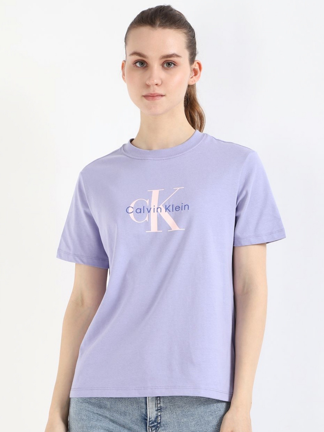 Calvin Klein Jeans Women Typography Printed Round Neck Cotton T-shirt, Purple
Calvin Klein Jeans Women Typography Printed Round Neck Cotton T-shirt, Purple