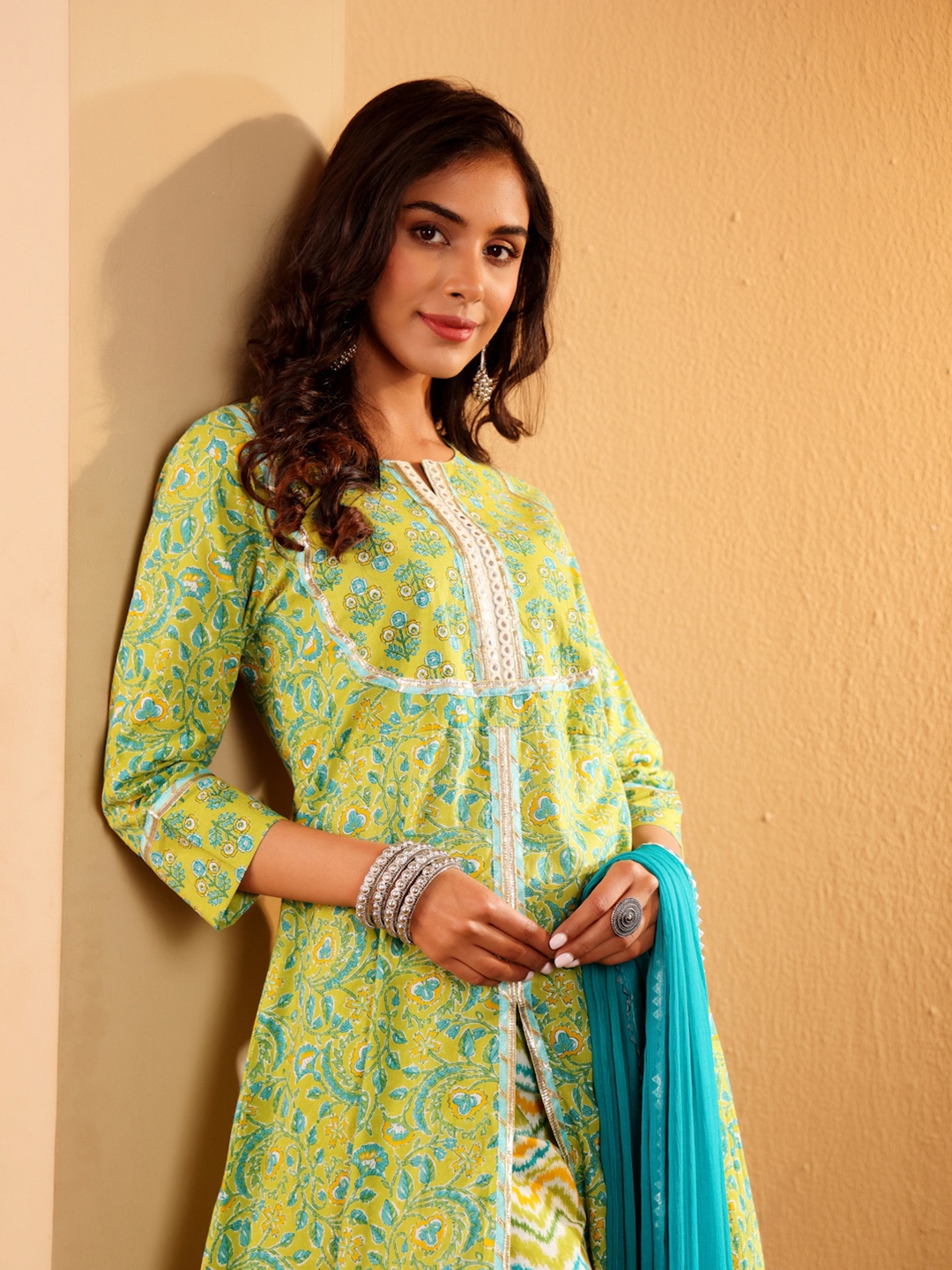 Varanga Floral Printed Notch-Neck Pure Cotton A-Line Kurta With Palazzos & Dupatta, Green
Varanga Floral Printed Notch-Neck Pure Cotton A-Line Kurta With Palazzos & Dupatta, Green