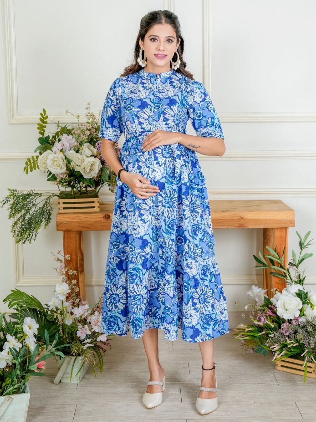 MOTHERHOOD BY SNEHAL Cotton Floral Printed Puff Sleeve Fit & Flare Maternity Midi Dress, Blue
MOTHERHOOD BY SNEHAL Cotton Floral Printed Puff Sleeve Fit & Flare Maternity Midi Dress, Blue