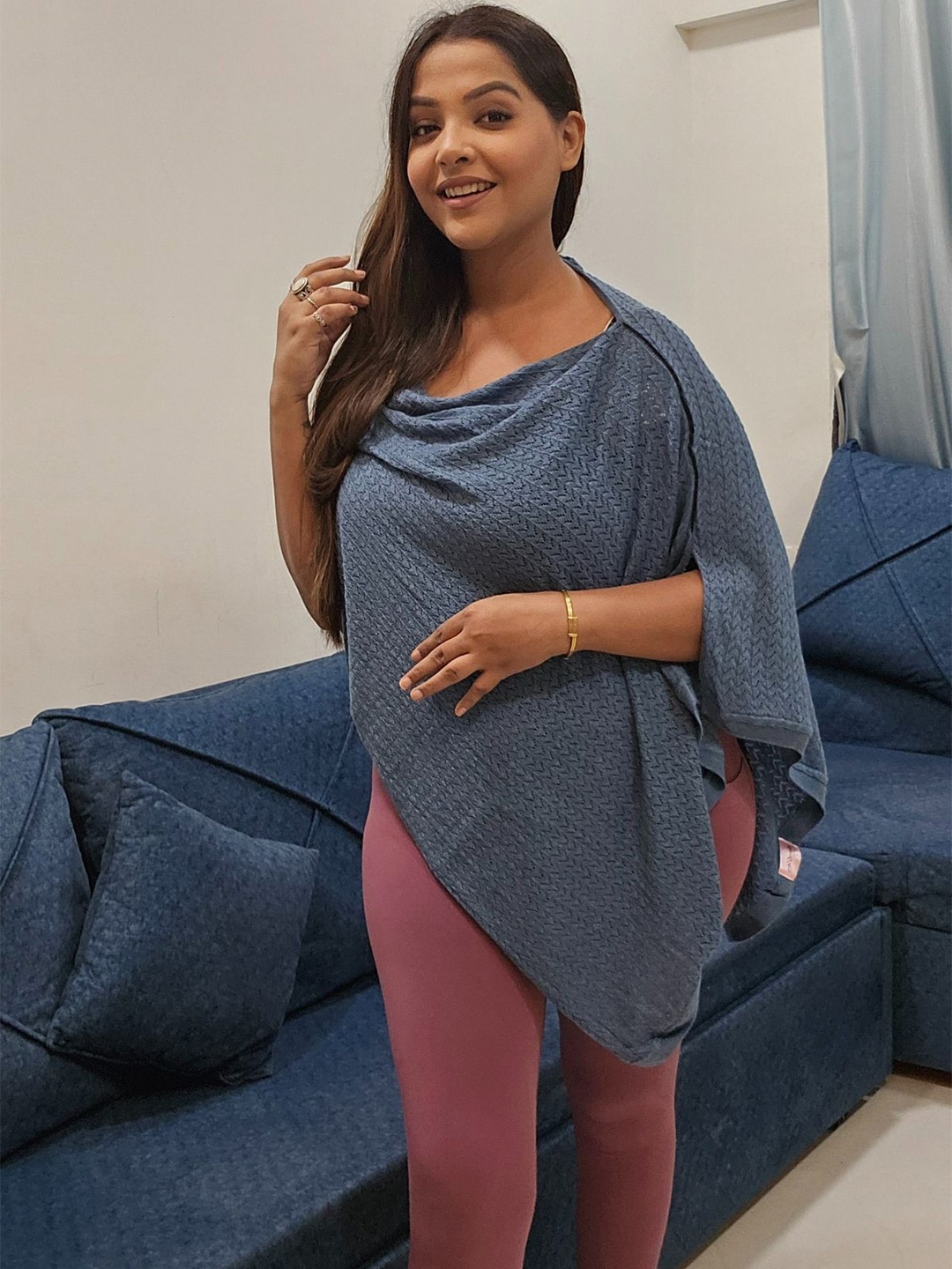 House Of Zelena Self Design Full Coverage Mutliuse Cotton Tie-Up Maternity Cover Shrug, Navy blue
House Of Zelena Self Design Full Coverage Mutliuse Cotton Tie-Up Maternity Cover Shrug, Navy blue