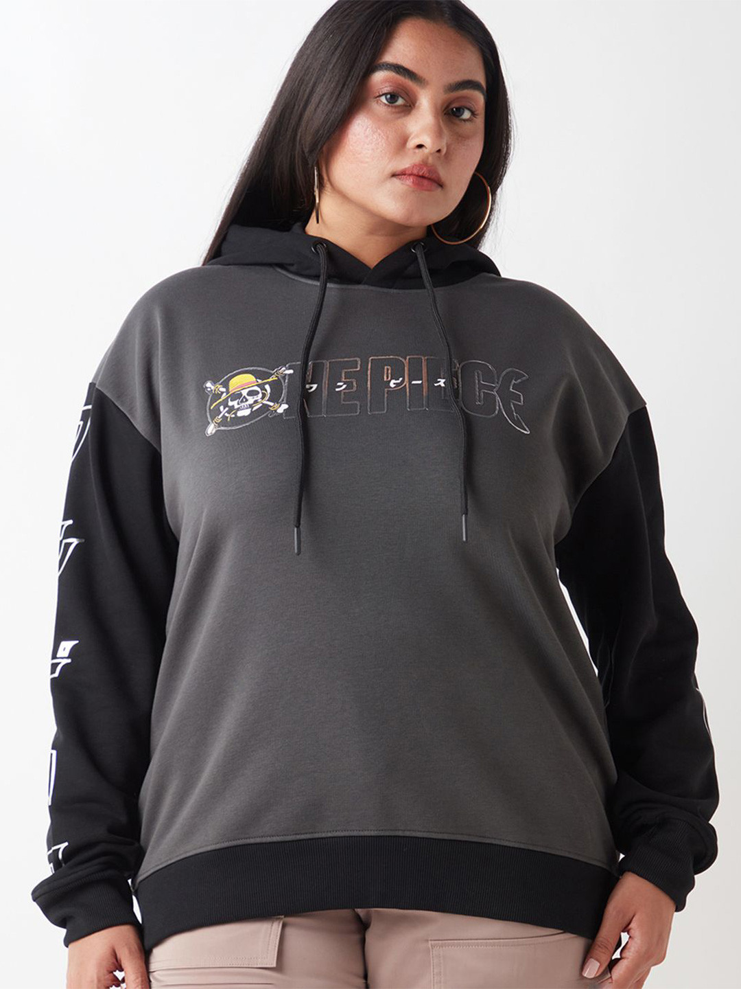 Bewakoof Plus Official One Piece Merchandise Graphic Printed Oversized Plus Size Hoodies, Grey
Bewakoof Plus Official One Piece Merchandise Graphic Printed Oversized Plus Size Hoodies, Grey