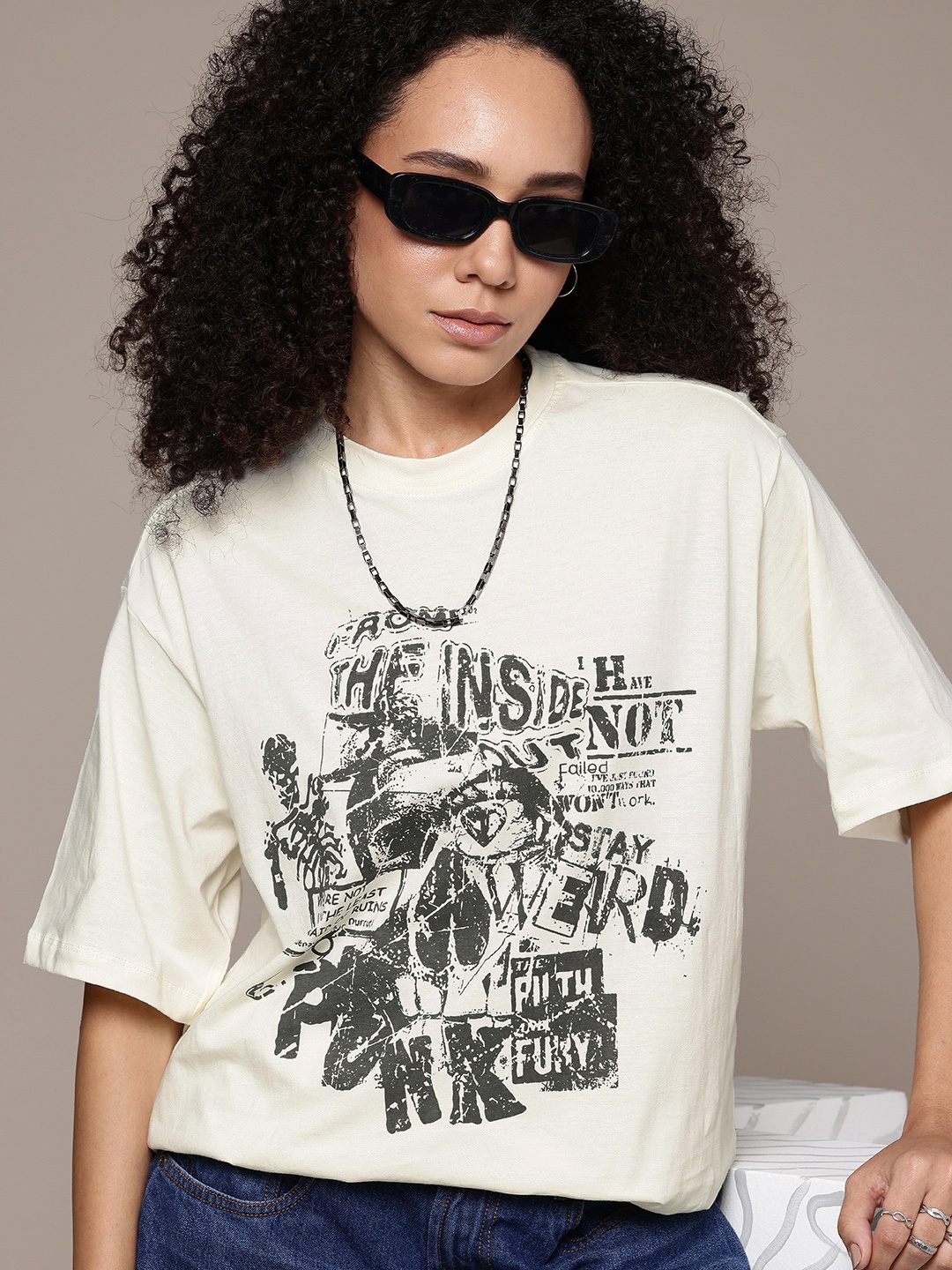 The Roadster Life Co. Graphic Printed Drop-Shoulder Pure Cotton Oversized T-shirt, Off white
The Roadster Life Co. Graphic Printed Drop-Shoulder Pure Cotton Oversized T-shirt, Off white