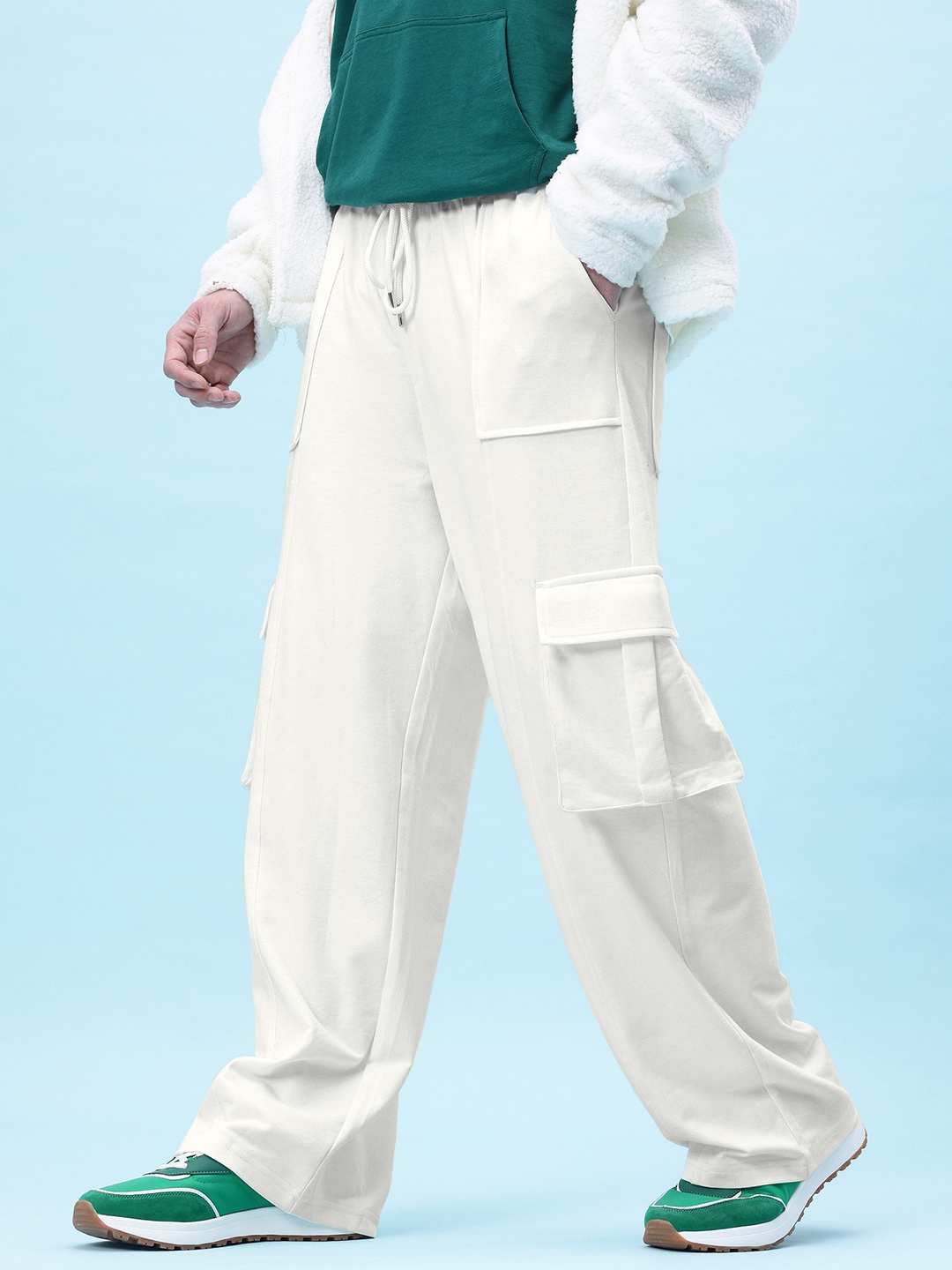 glitchez Men Irresistible Comfort Mid-Rise Relaxed Fit Cargo-Style Track Pants, White
glitchez Men Irresistible Comfort Mid-Rise Relaxed Fit Cargo-Style Track Pants, White